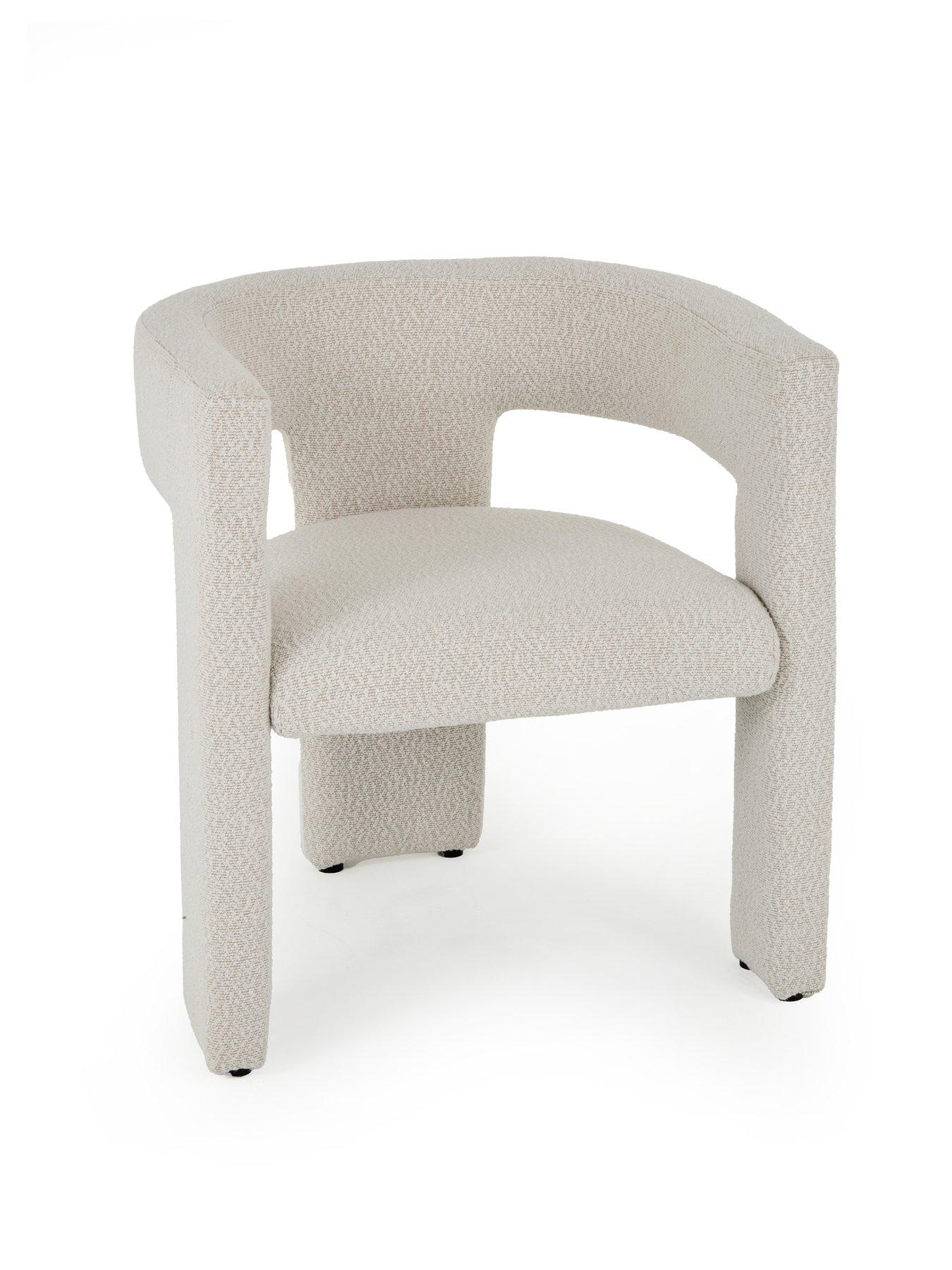 Image 3 of 5 of The Very Collection Arley 120 cm Round Dining Table + 4 Nell Boucle Dining Chairs - White Wash Oak/Cream - FSC&reg; Certified