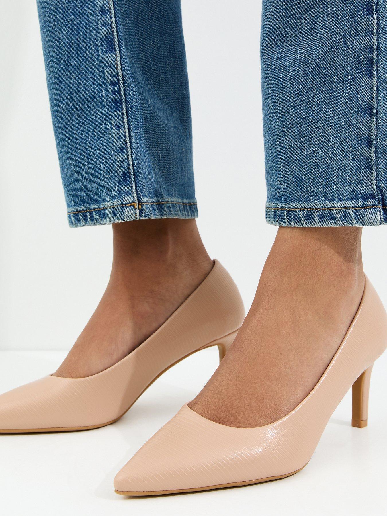 Image 1 of 5 of New Look Light Pink Faux Leather Lizard Embossed Heeled Court Shoes