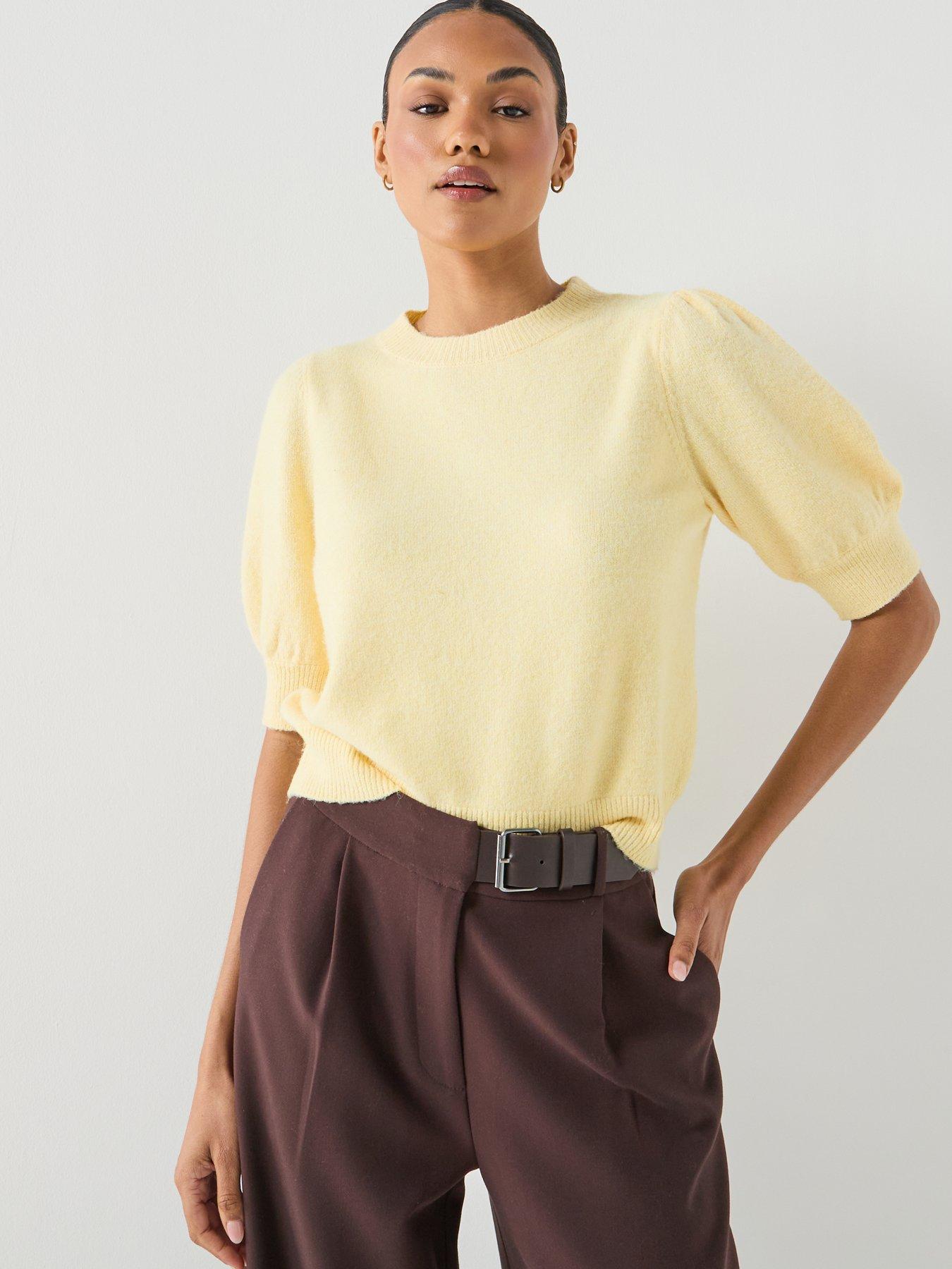 Image 5 of 5 of Vero Moda Vmdoffy Short Sleeve Pullover - Yellow