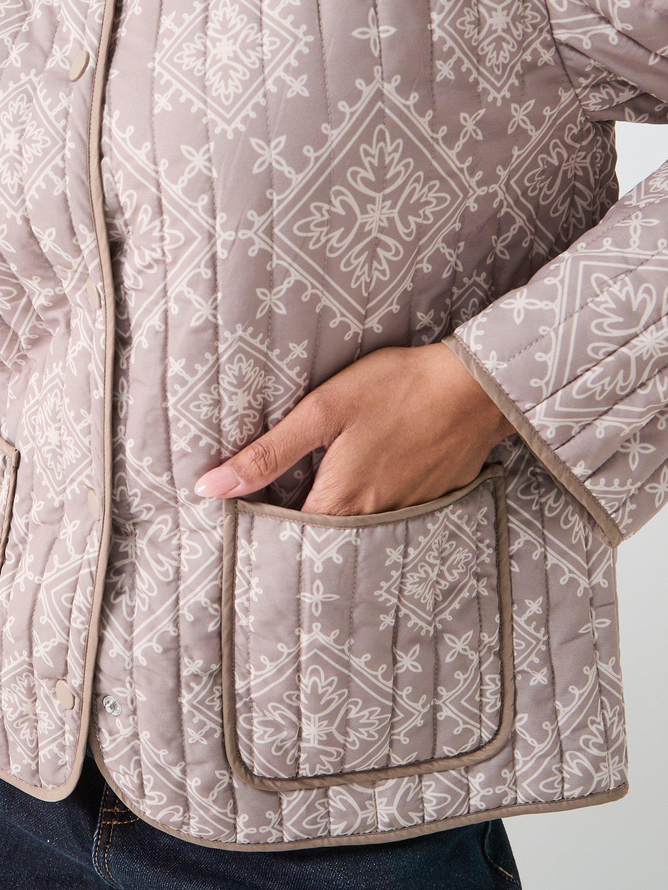 Image 4 of 6 of Vero Moda Clara Quilted Jacket - Beige