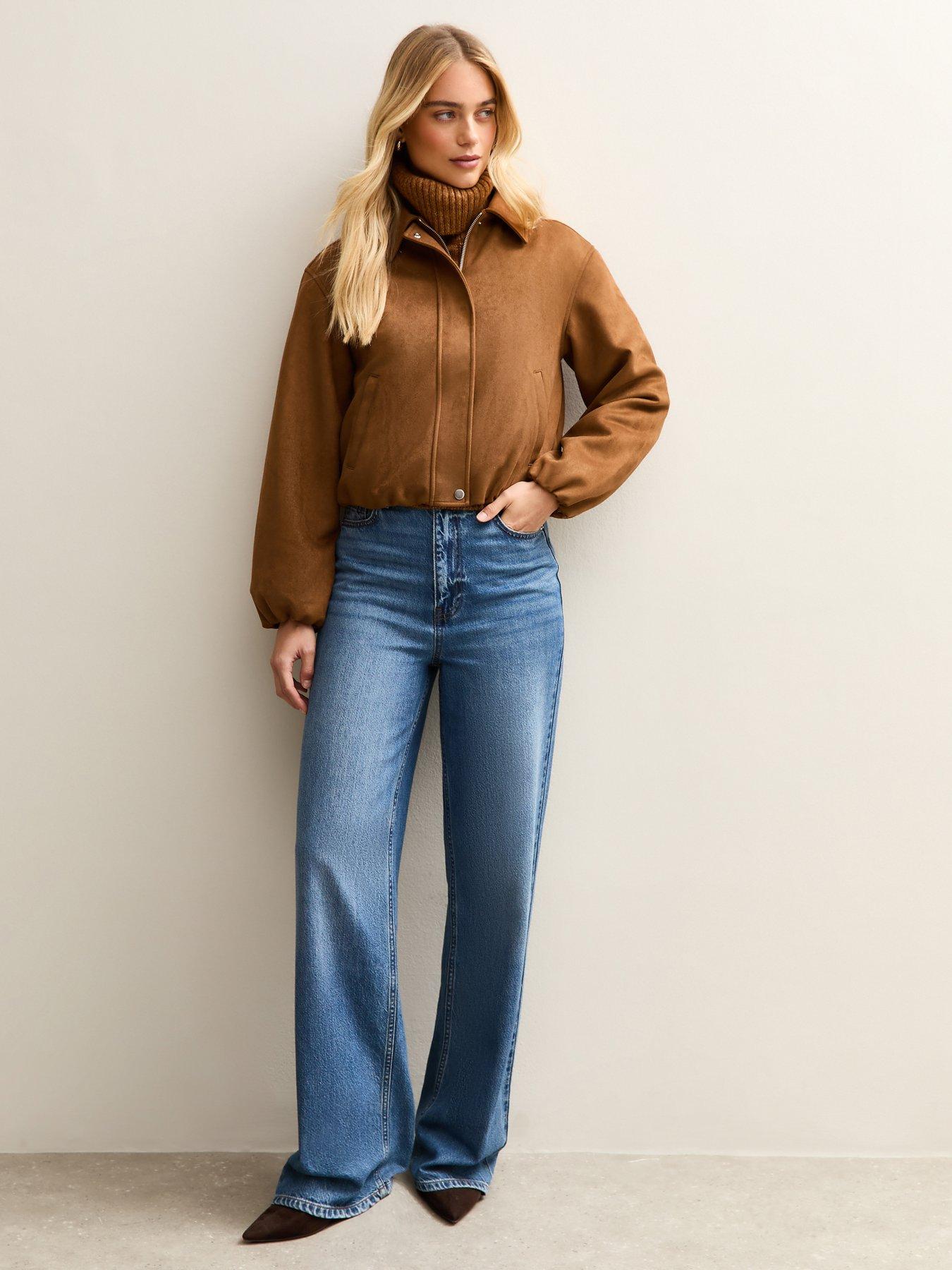 Image 3 of 6 of New Look Faux Suede Bubble Hem Jacket - Light Brown