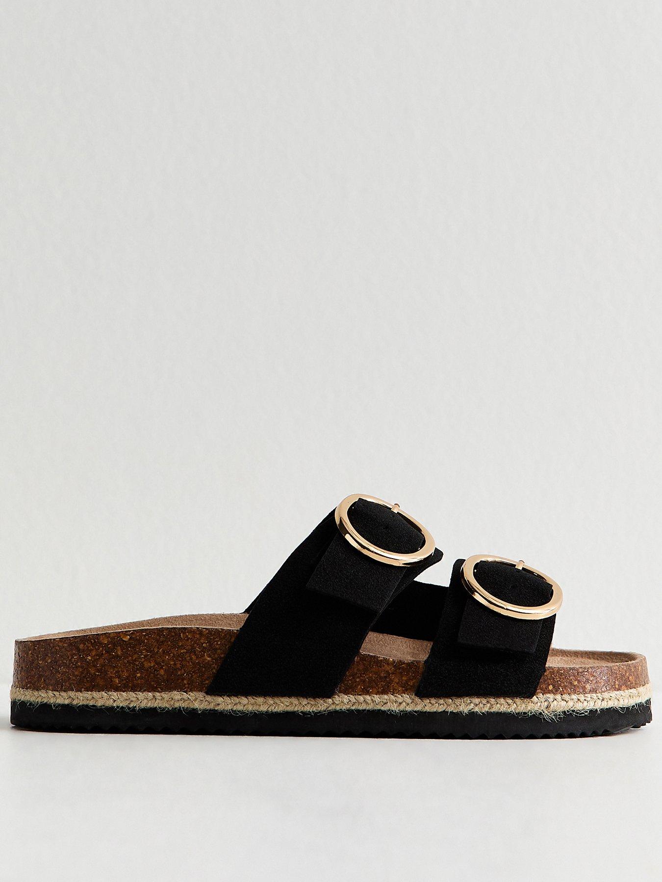 New Look Wide Fit Faux Suede Round Buckle Sandals - Black