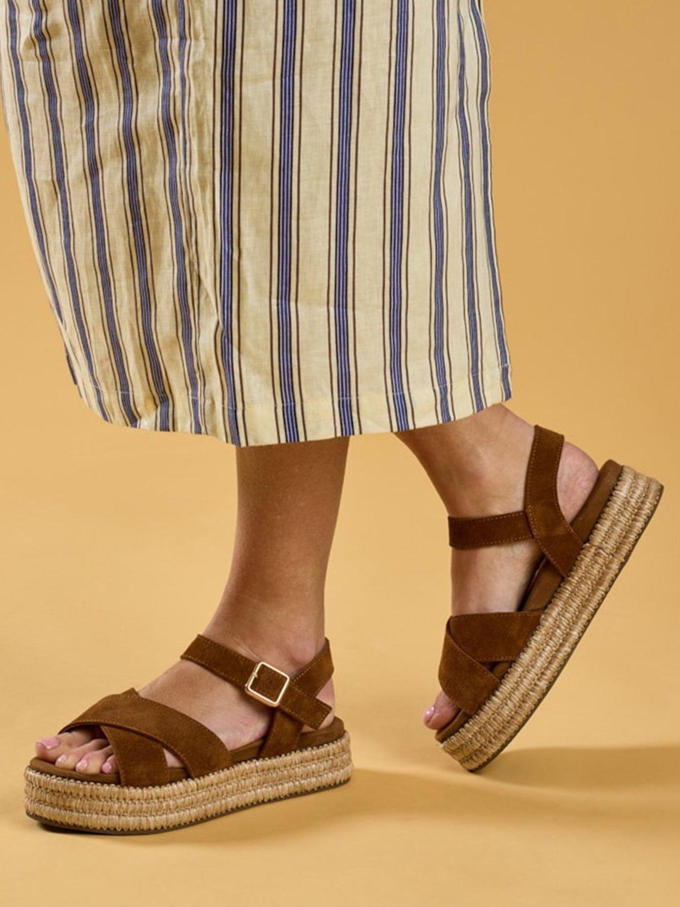 Hush Puppies Rosa Raffia Sandal-tan
