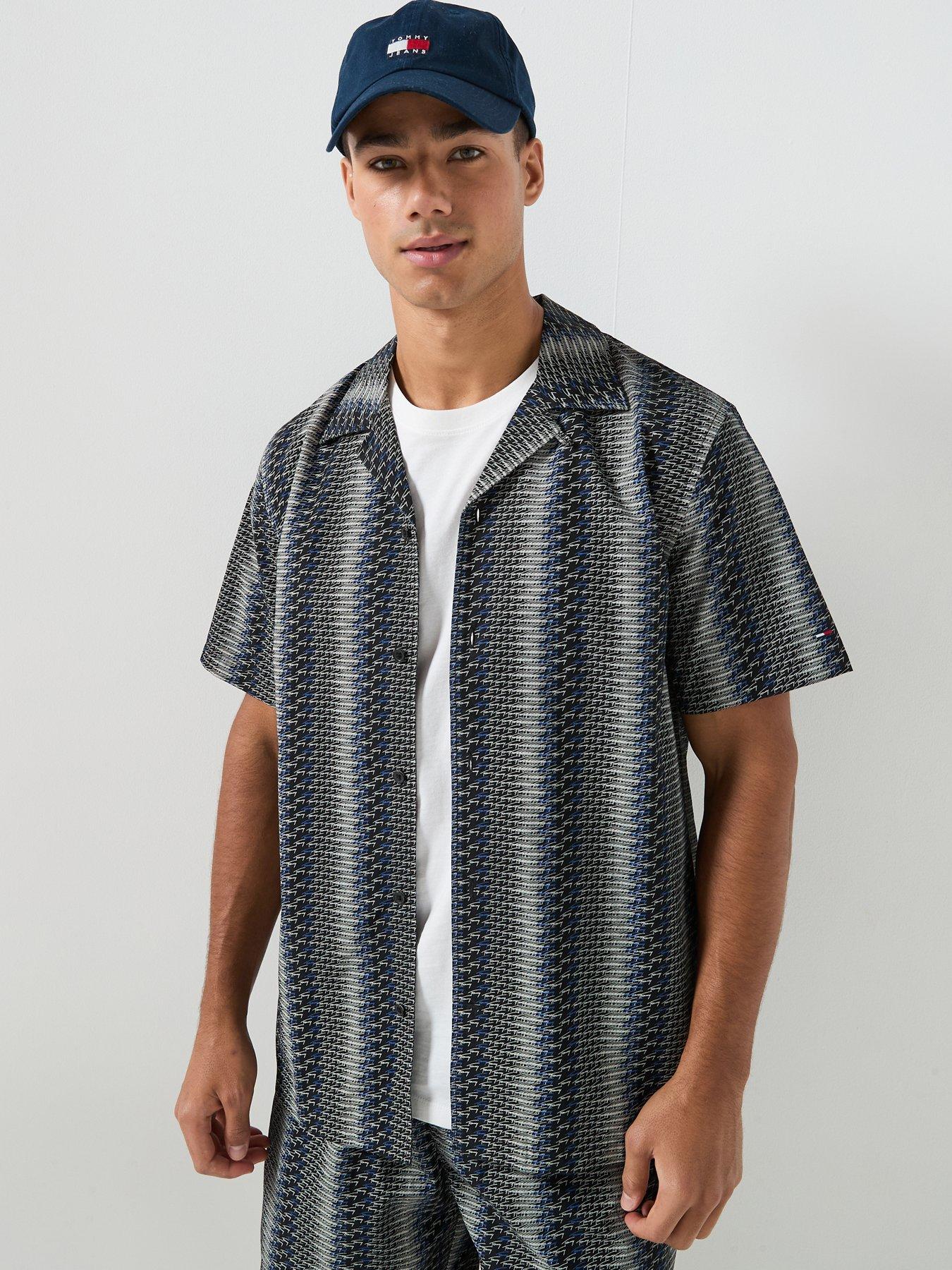 Tommy Jeans Regular All Over Print Short Sleeve Shirt - Black