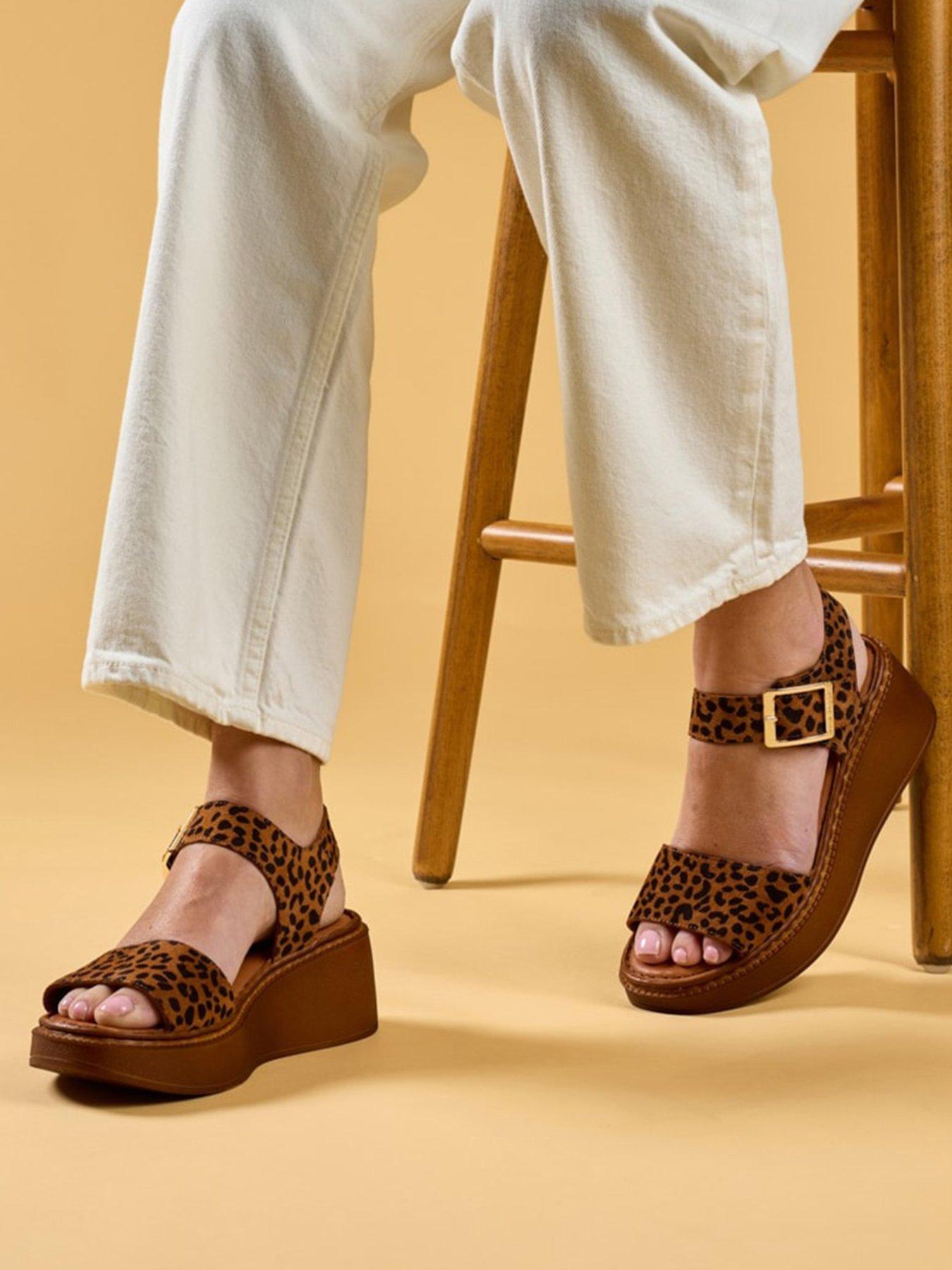 Hush Puppies Beatrix Wedge Sandal-leopard/tan