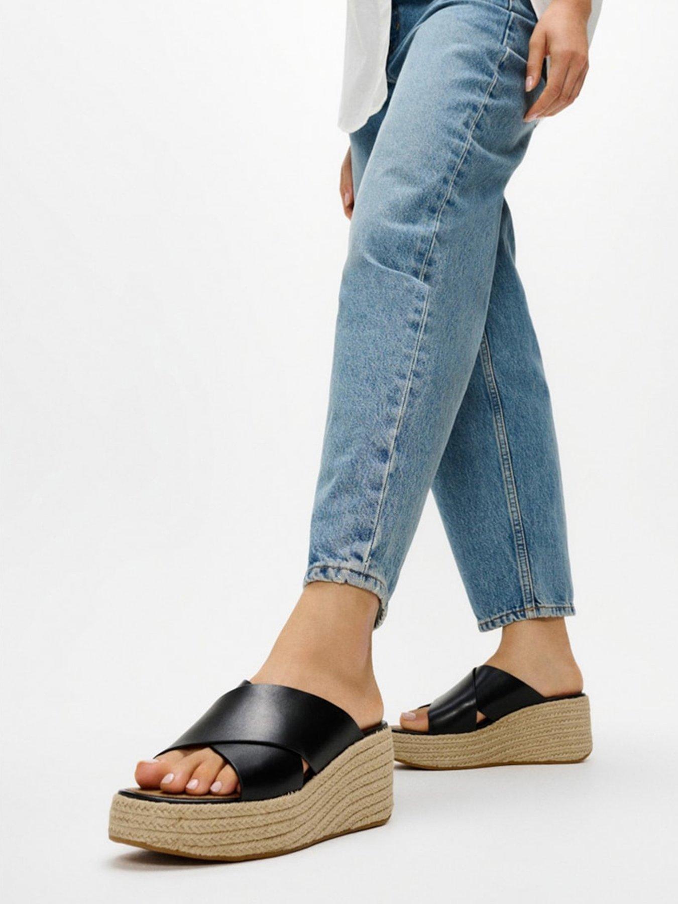 Fitflop Platfforms Espadrille & Cross & Leather Wedge Sandals - Black