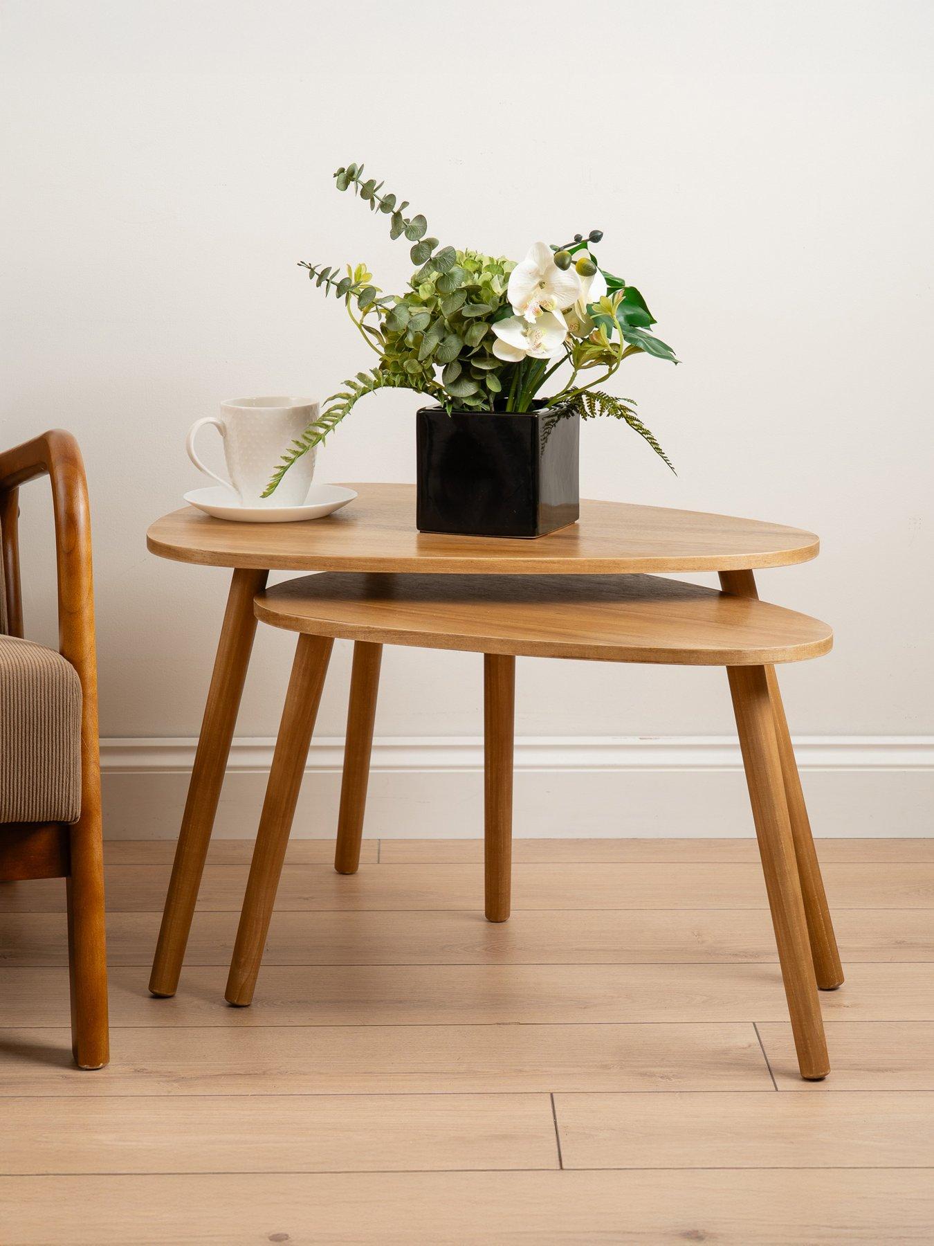 Scottish Everlastings Set Of 2 Wooden Oval Side / Coffee Tables