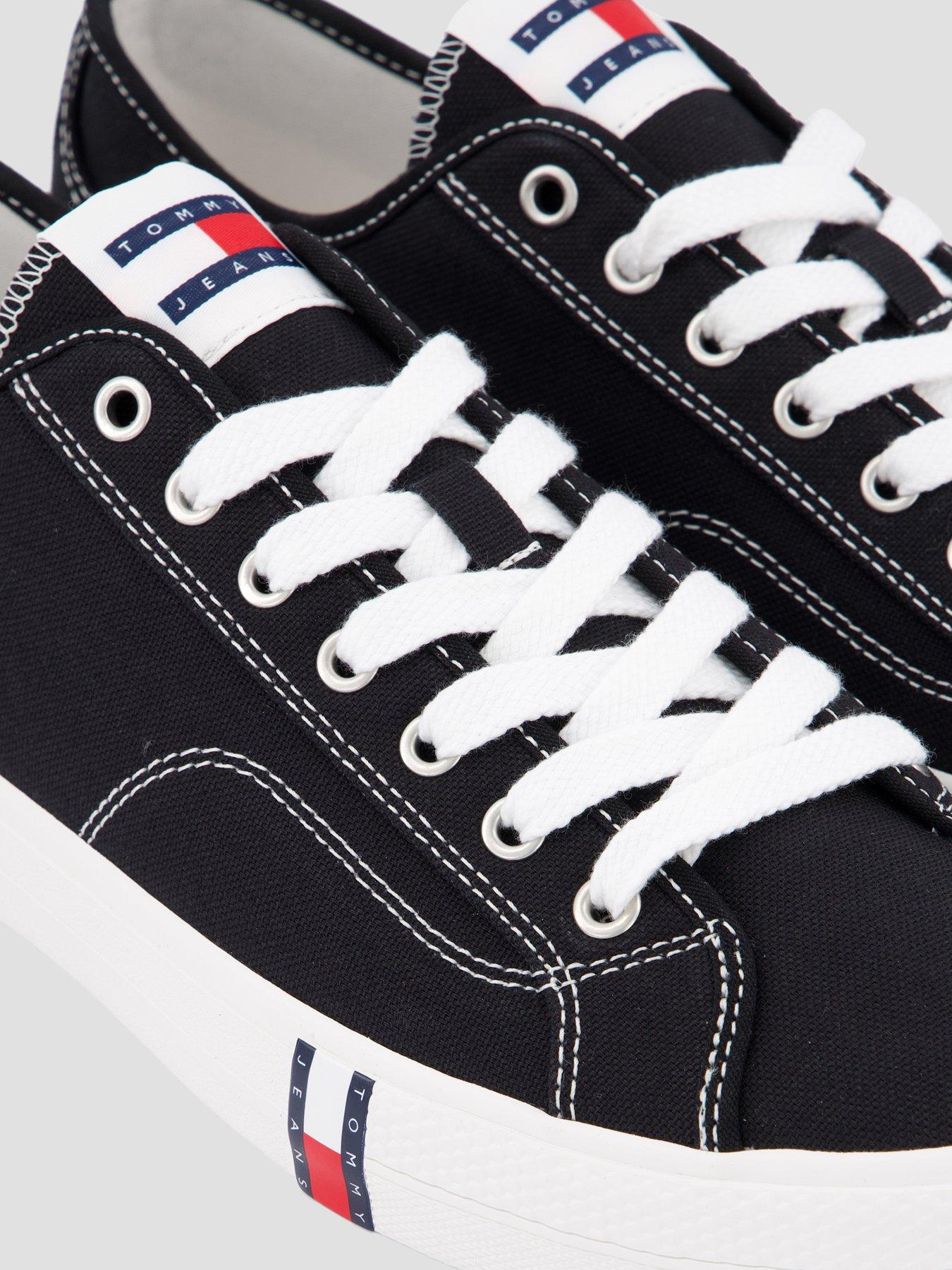 Image 5 of 7 of Tommy Jeans Archive Vulc Y2K Trainers - Black