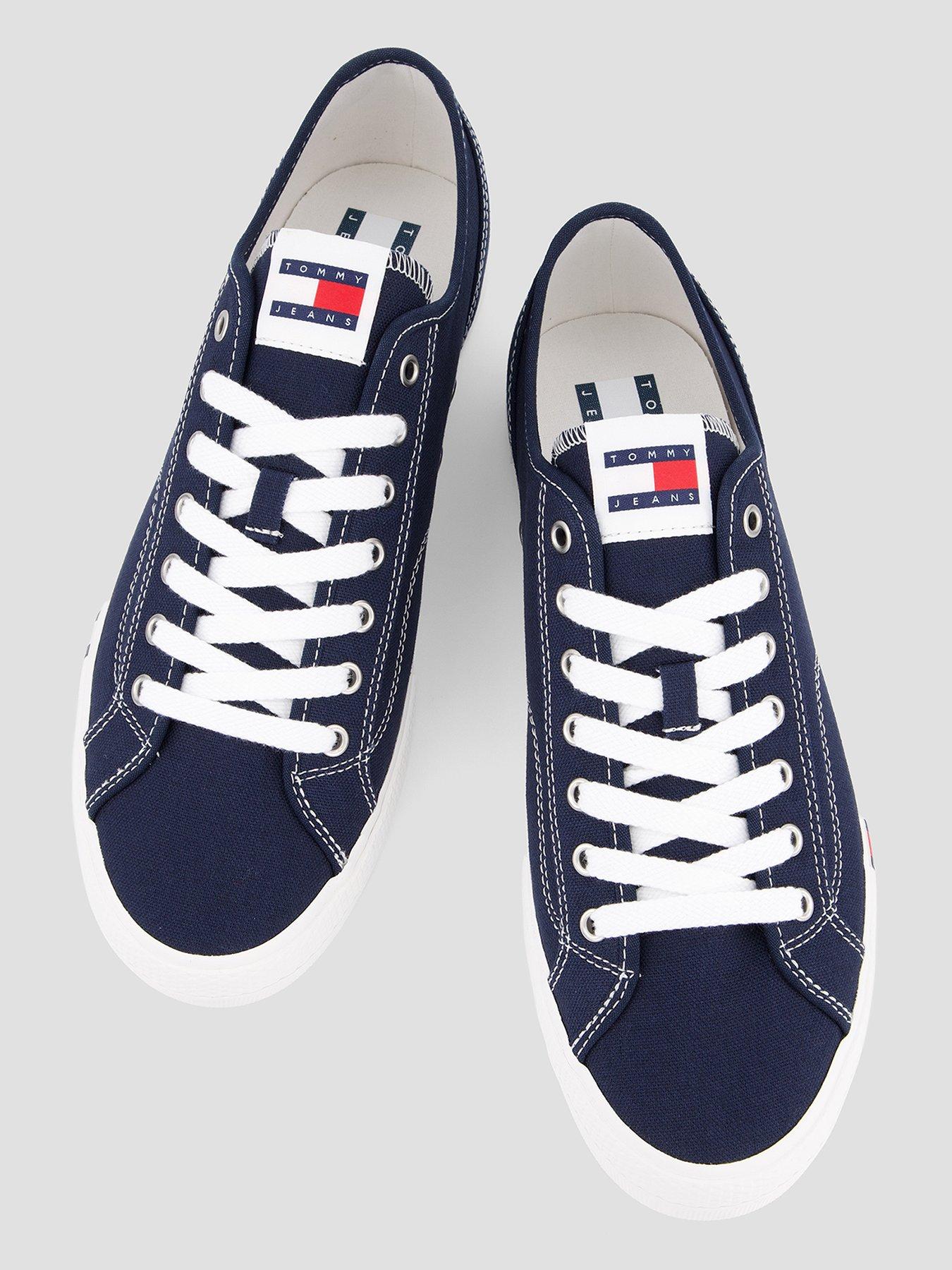 Image 3 of 7 of Tommy Jeans Archive Vulc Y2K Trainers - Navy
