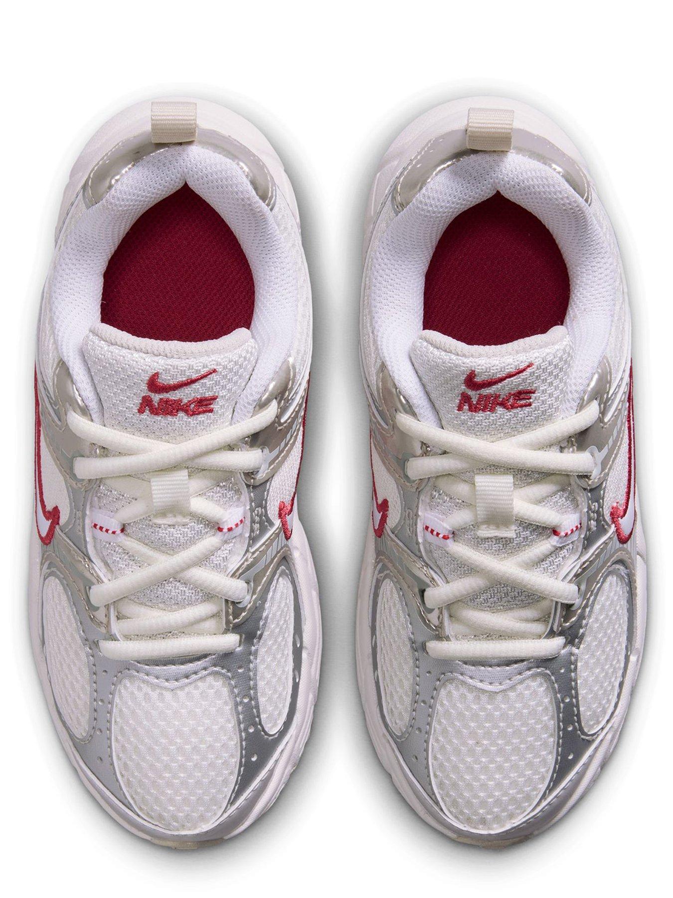 Image 4 of 7 of Nike Baby/Toddler V5 RNR Trainers - Beige