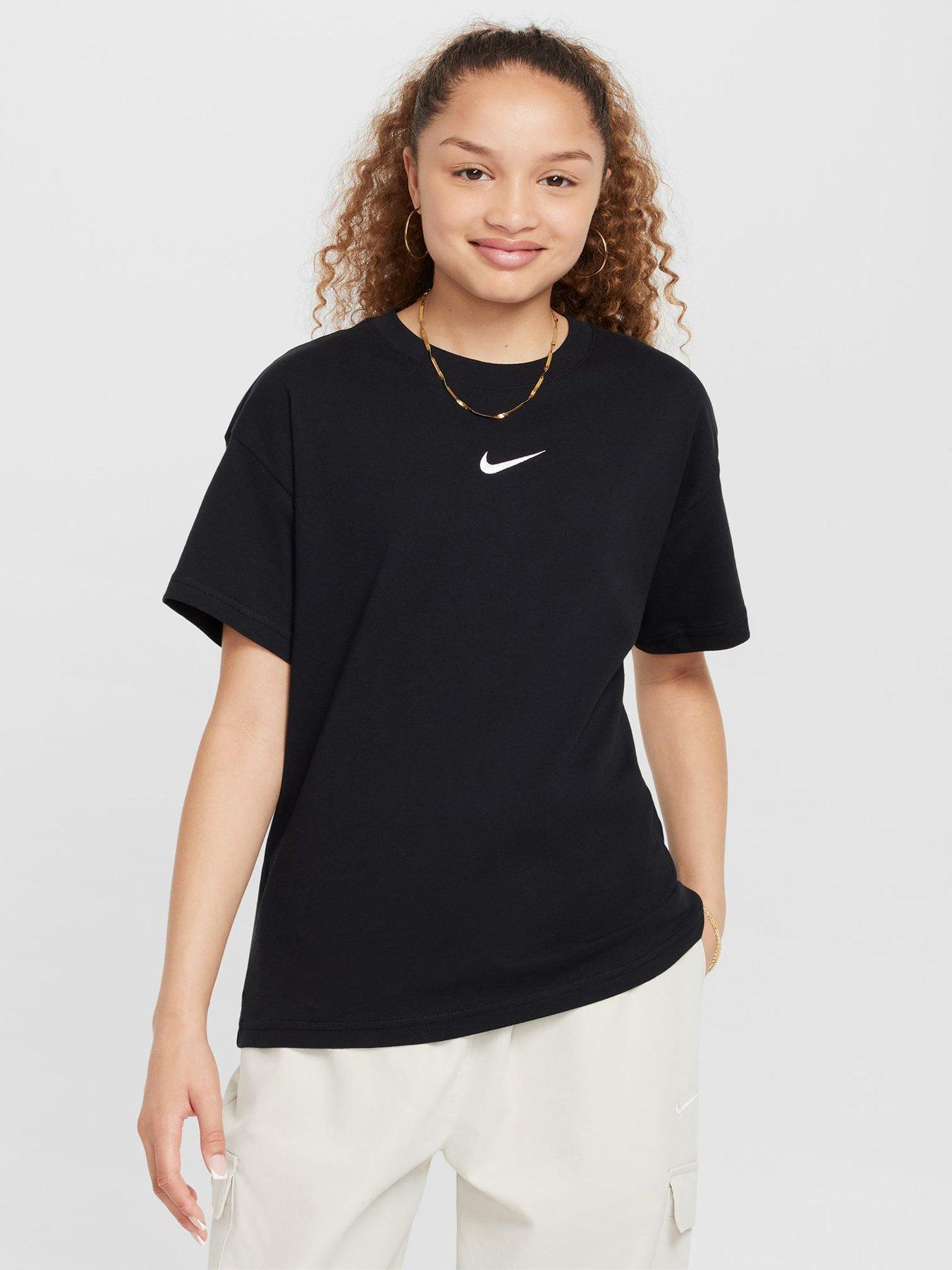 Nike Older Girls Essential T-Shirt - Black