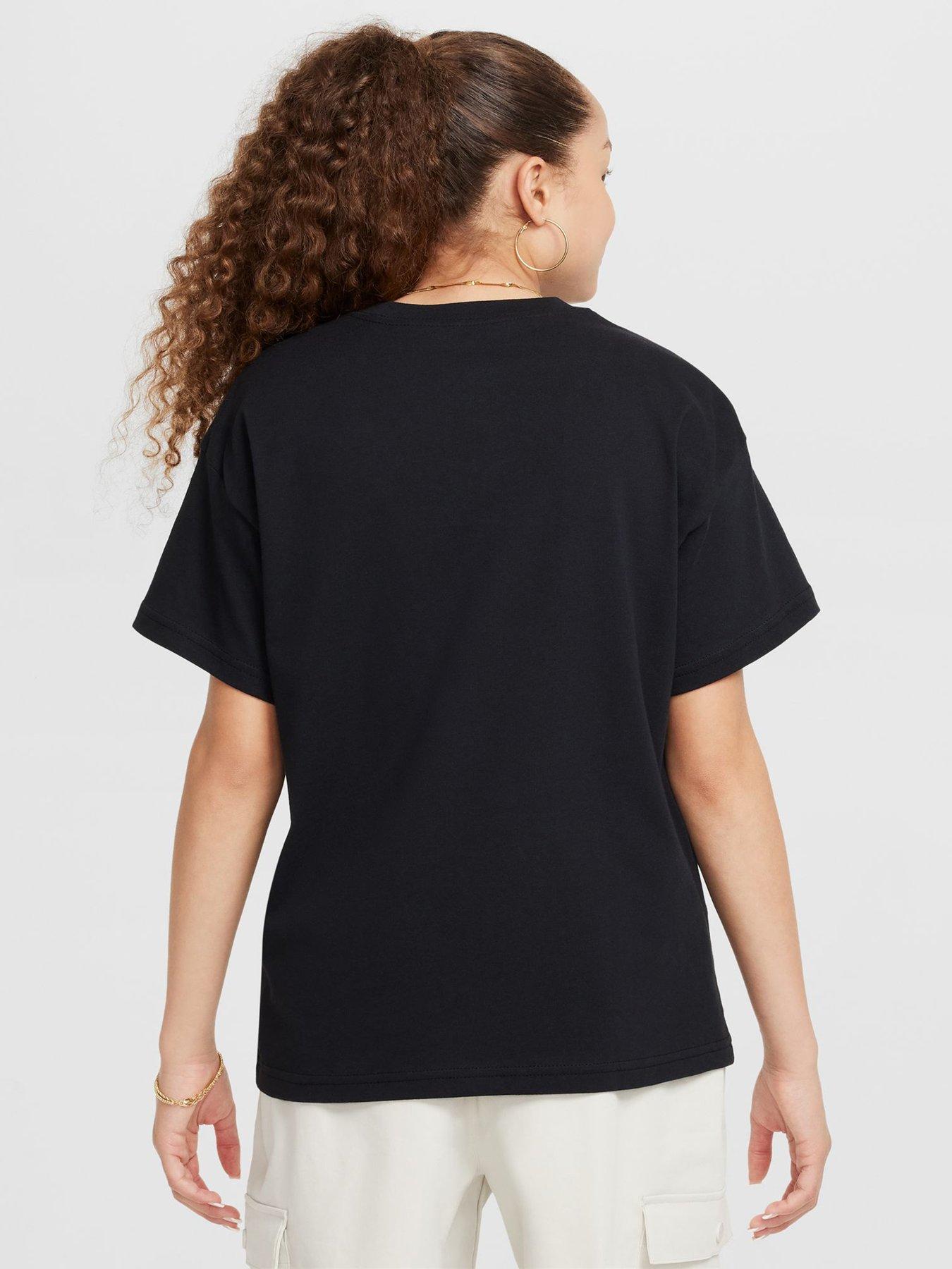 Image 2 of 4 of Nike Older Girls Essential T-Shirt - Black