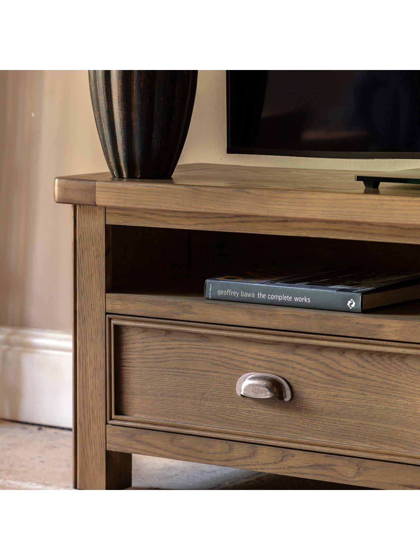 Image 3 of 5 of Gallery Hardwick Media Unit