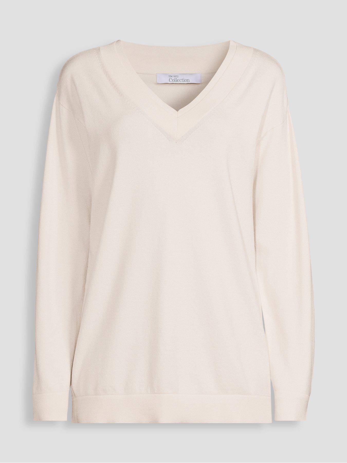 Image 7 of 7 of The Very Collection Women's Longline V-Neck Jumper - Cream
