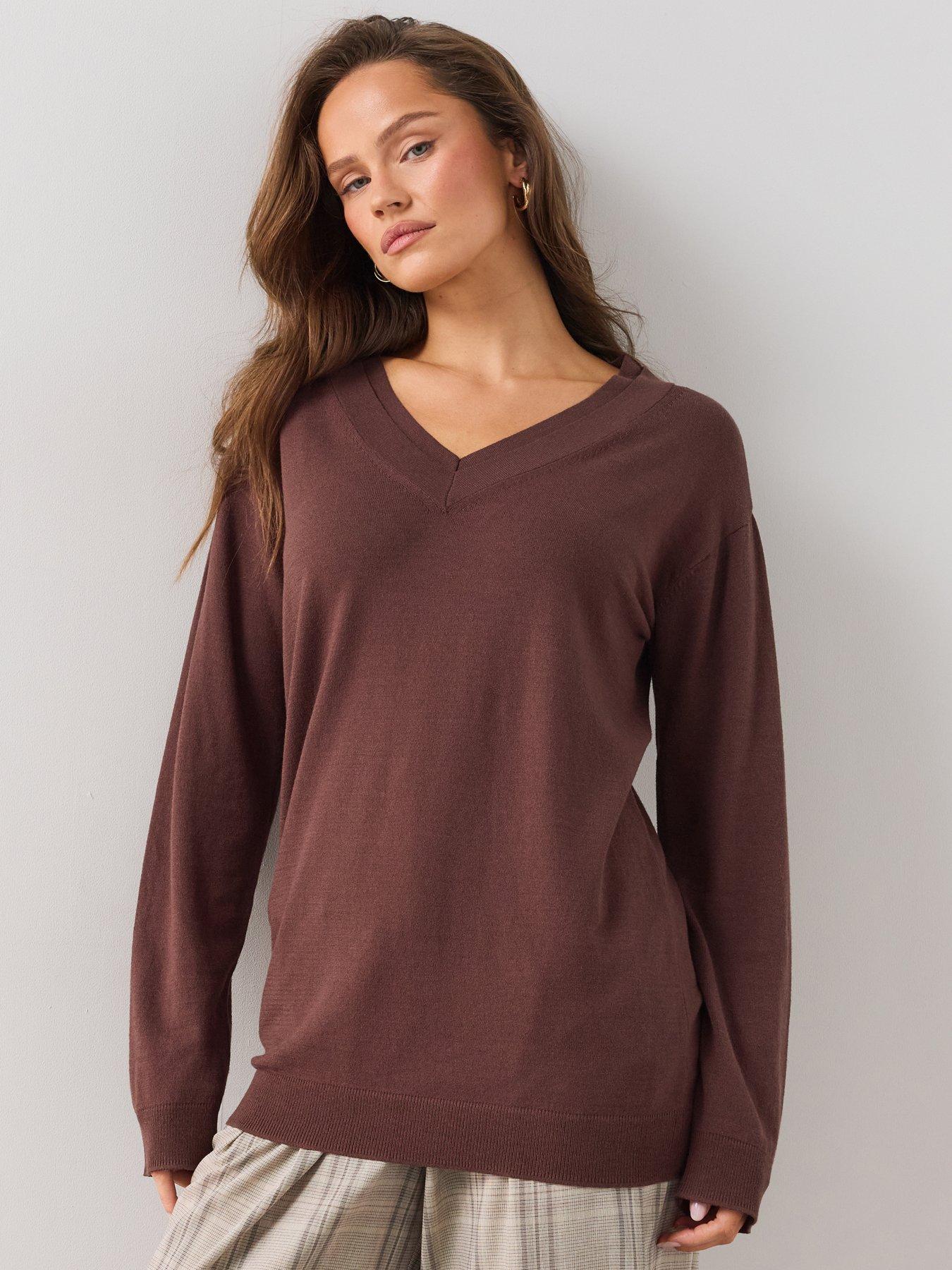Image 6 of 7 of The Very Collection Classic Comfort V Neck Longline Jumper - Brown