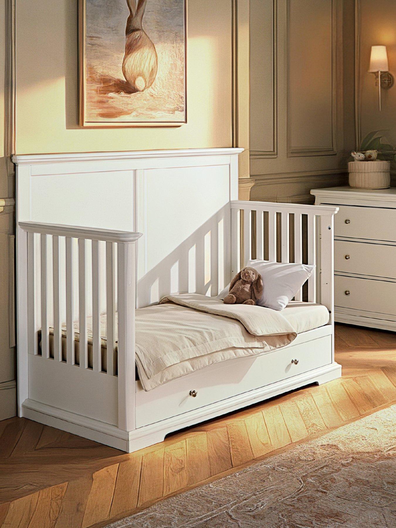 Image 4 of 6 of CuddleCo Beaumont Grand Cot Bed - White