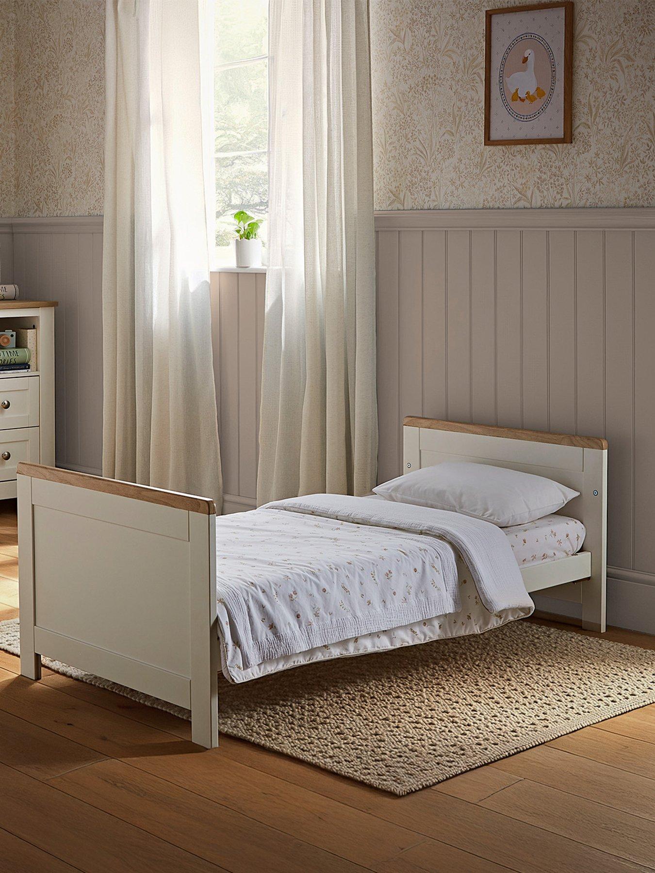 Image 3 of 8 of CuddleCo Burford 3 Piece Furniture Set - White &amp; Oak