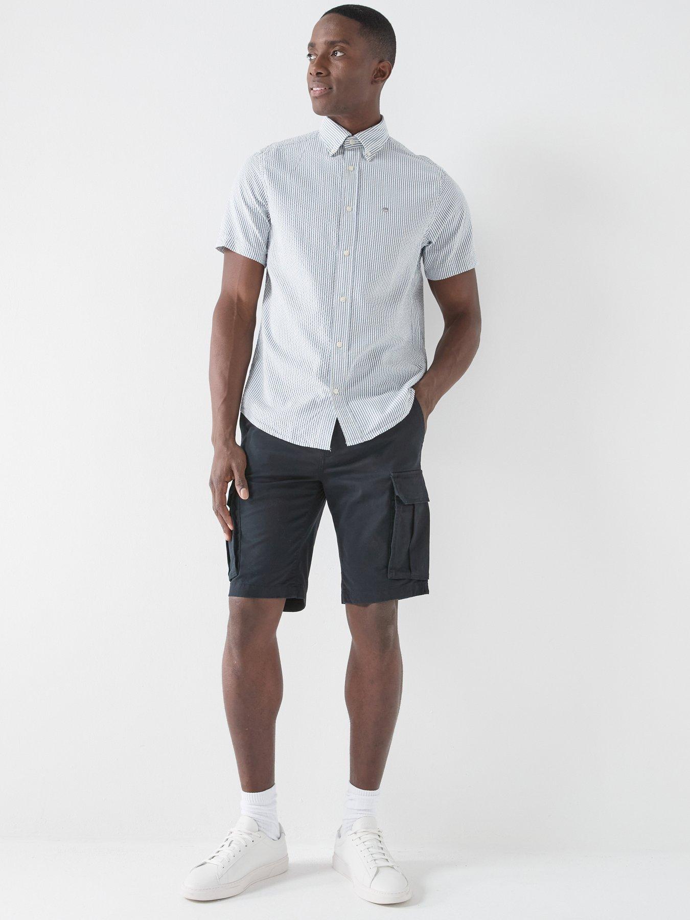 Image 3 of 4 of GANT Regular Classic Cargo Shorts - Black