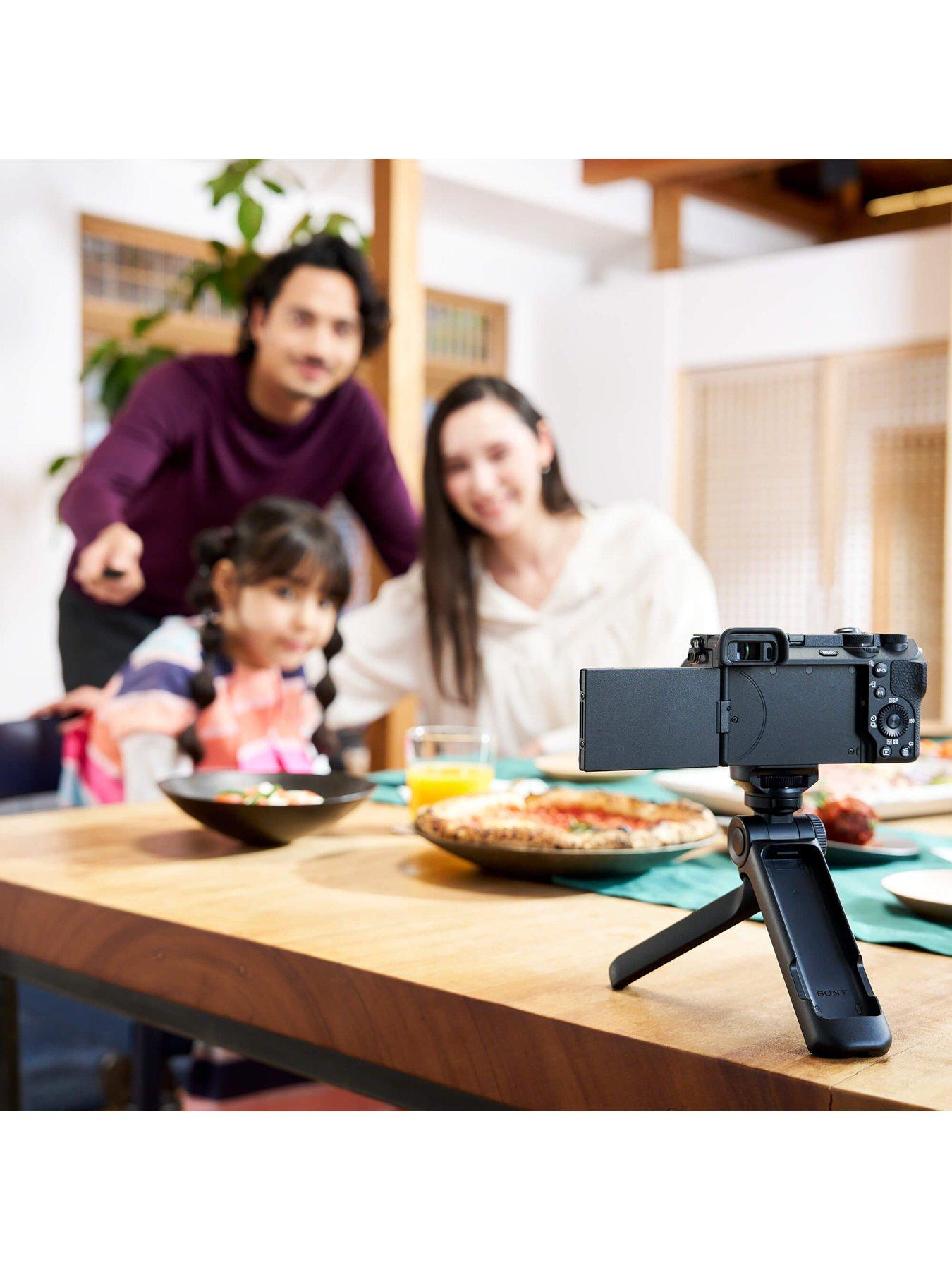 Image 5 of 8 of Sony GP-VPT3 Black Bluetooth Grip with Detachable Remote Controller