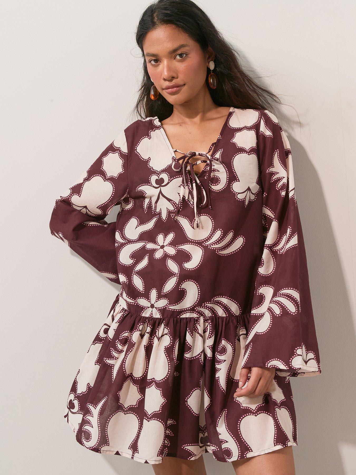 Image 5 of 6 of The Very Collection Printed Tiered Hem Mini Dress - Red
