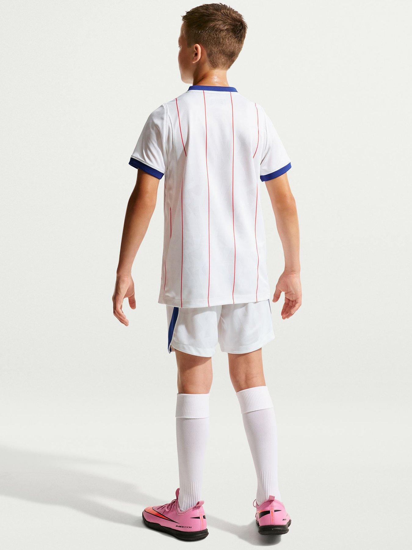 Image 3 of 4 of Nike Junior Chelsea 26/27 Dri-fit Stadium Third Shorts - White