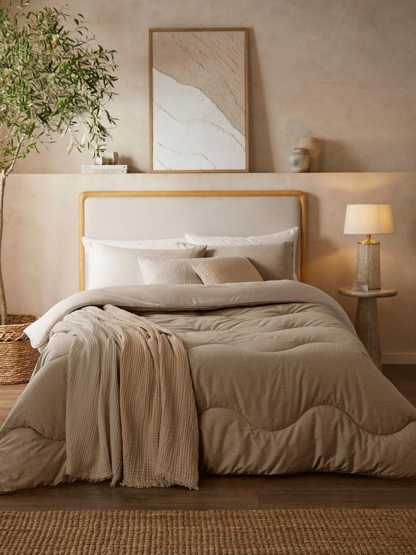 Night Lark Soft Weave Bound Cosy Throw Natural Oat