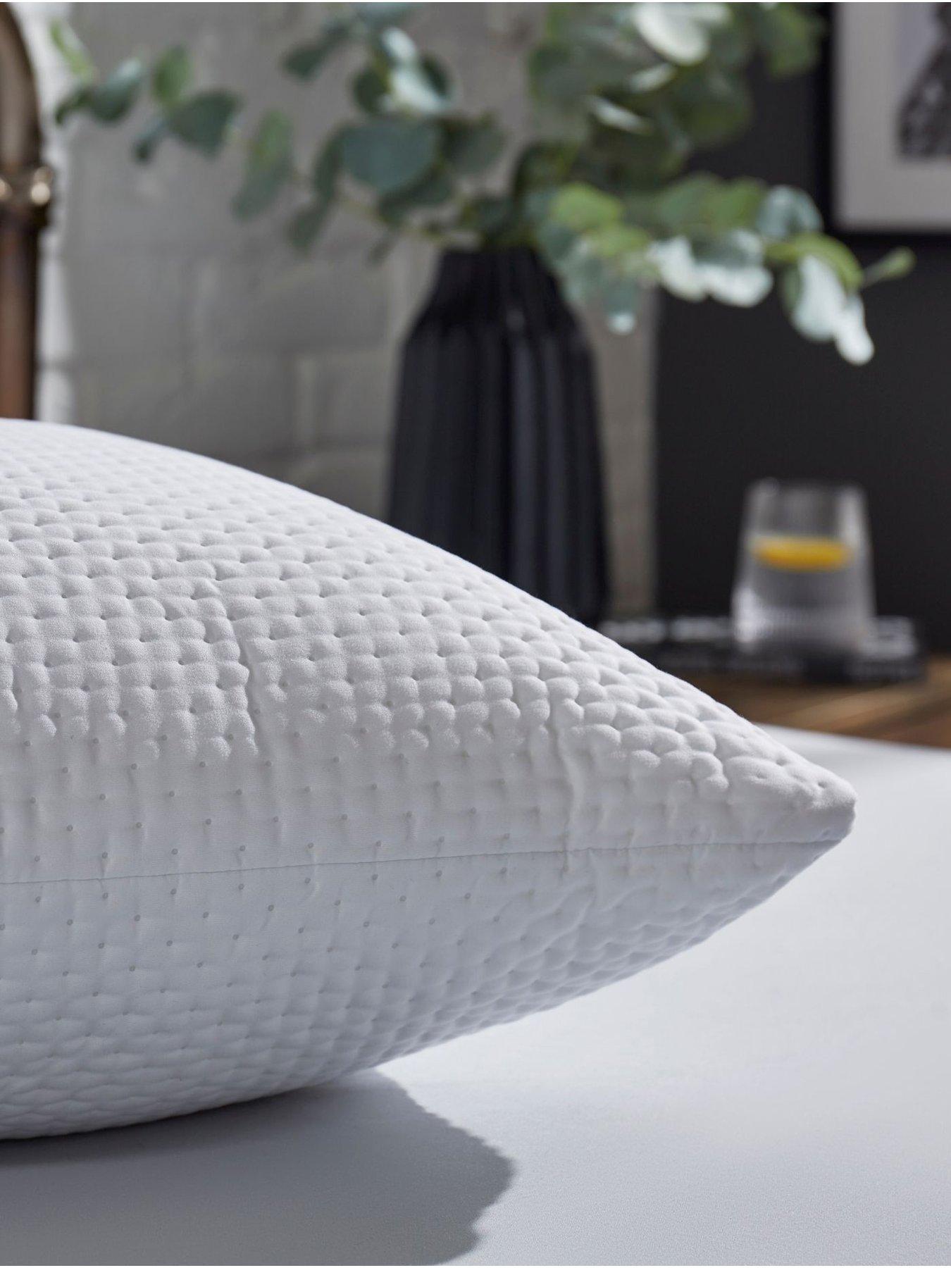 Image 3 of 5 of The Fine Bedding Company Silky Soft Medium Support Pillow