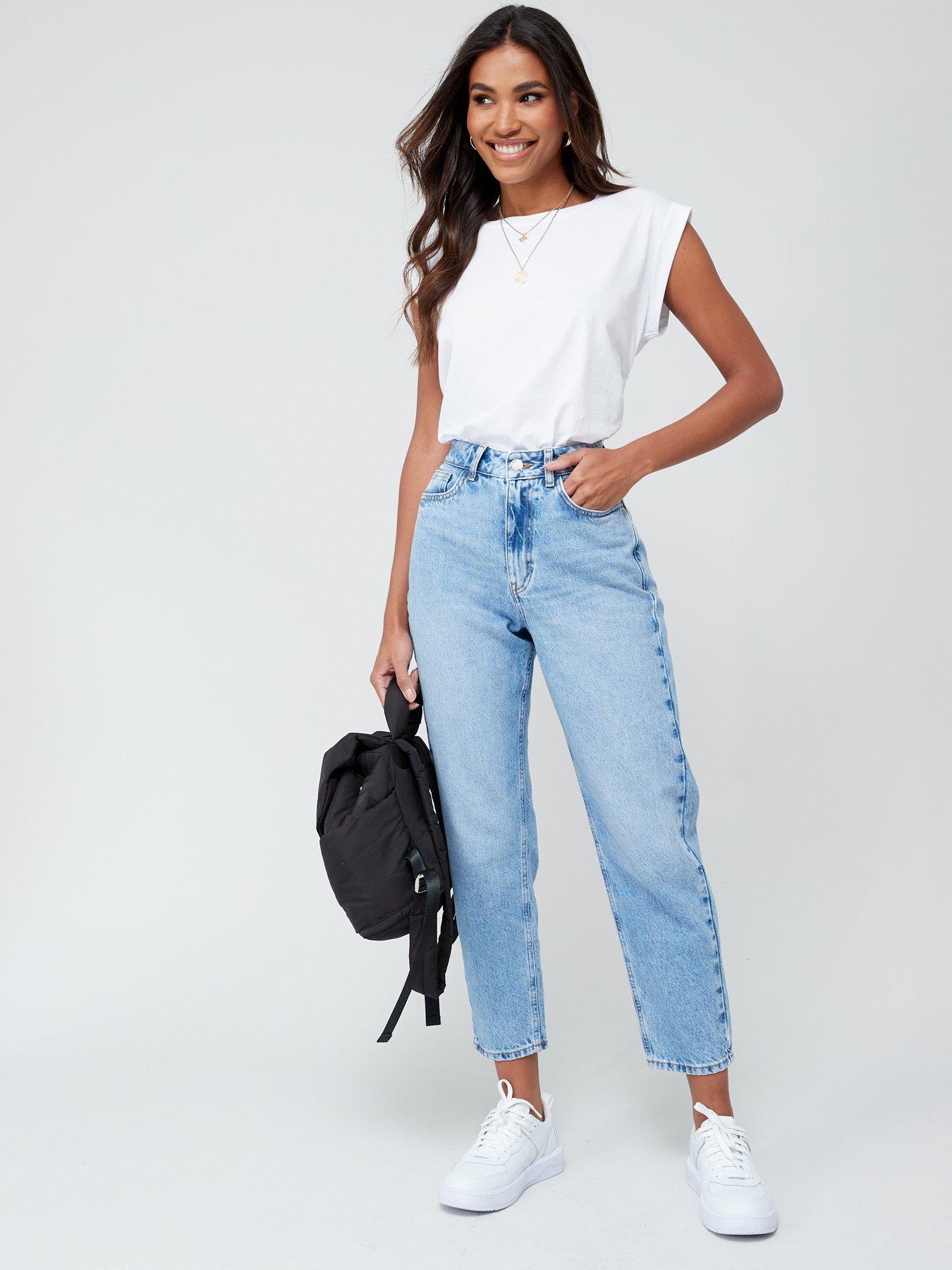 Image 4 of 7 of The Very Collection High Waist Mom Jeans - Mid Wash