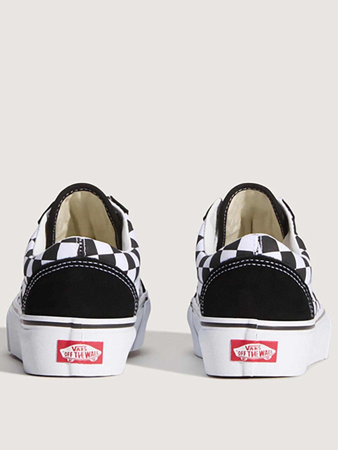 Image 3 of 5 of Vans Unisex Old Skool Platform - Black