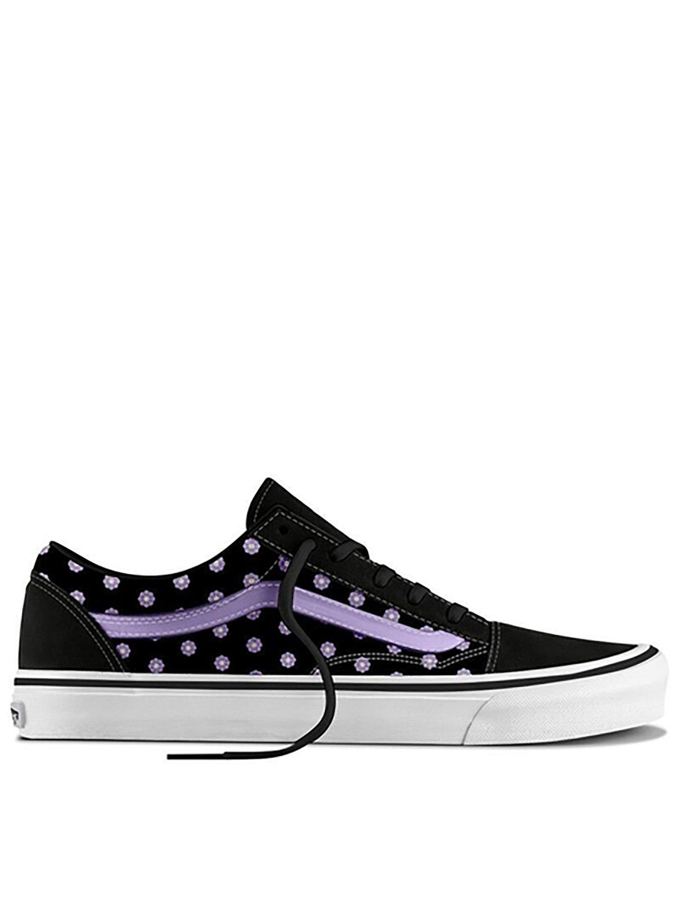 Image 1 of 1 of Vans Junior Old Skool Trainers - Purple