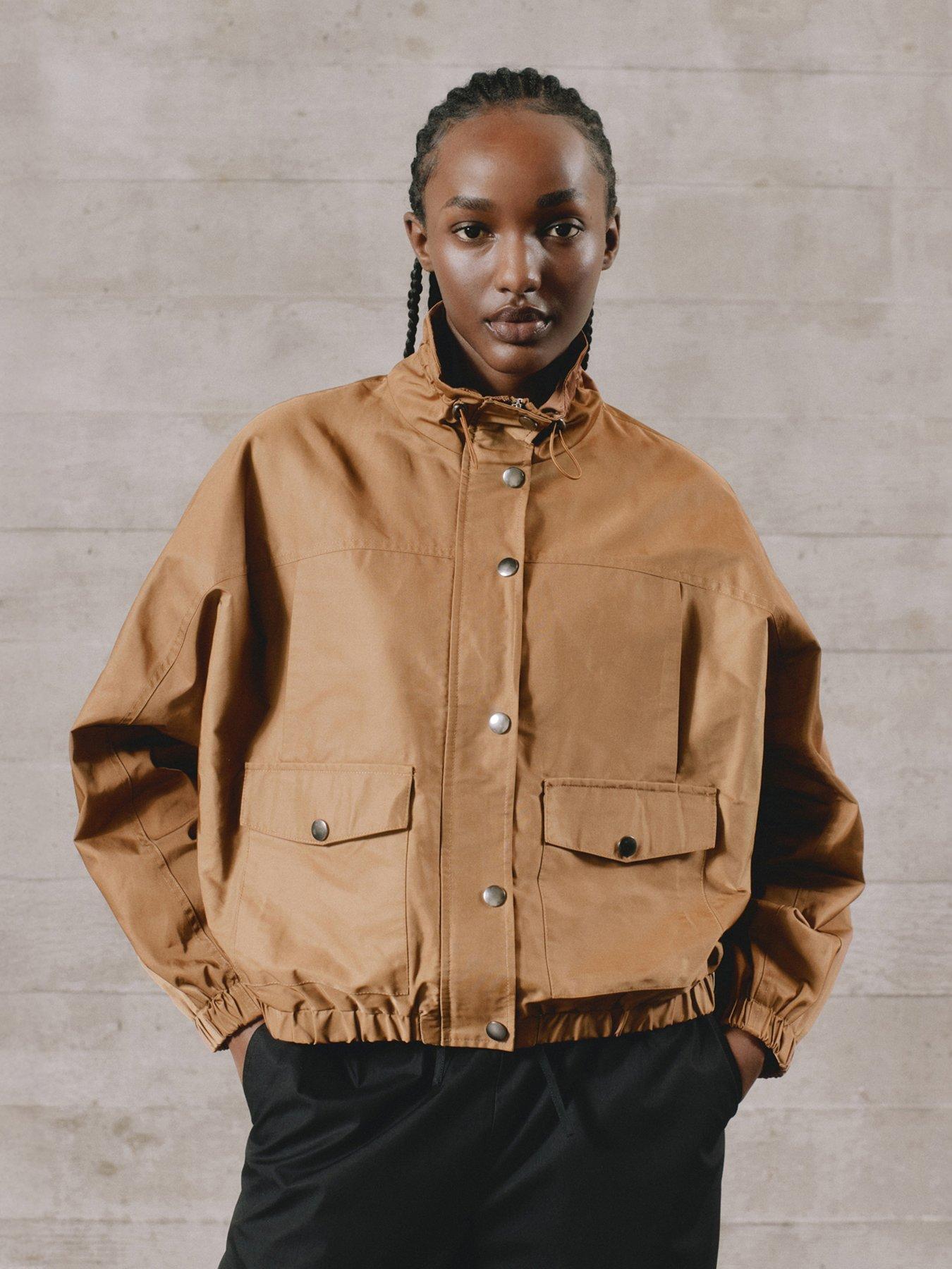 Albaray Windbreaker Jacket - Beige