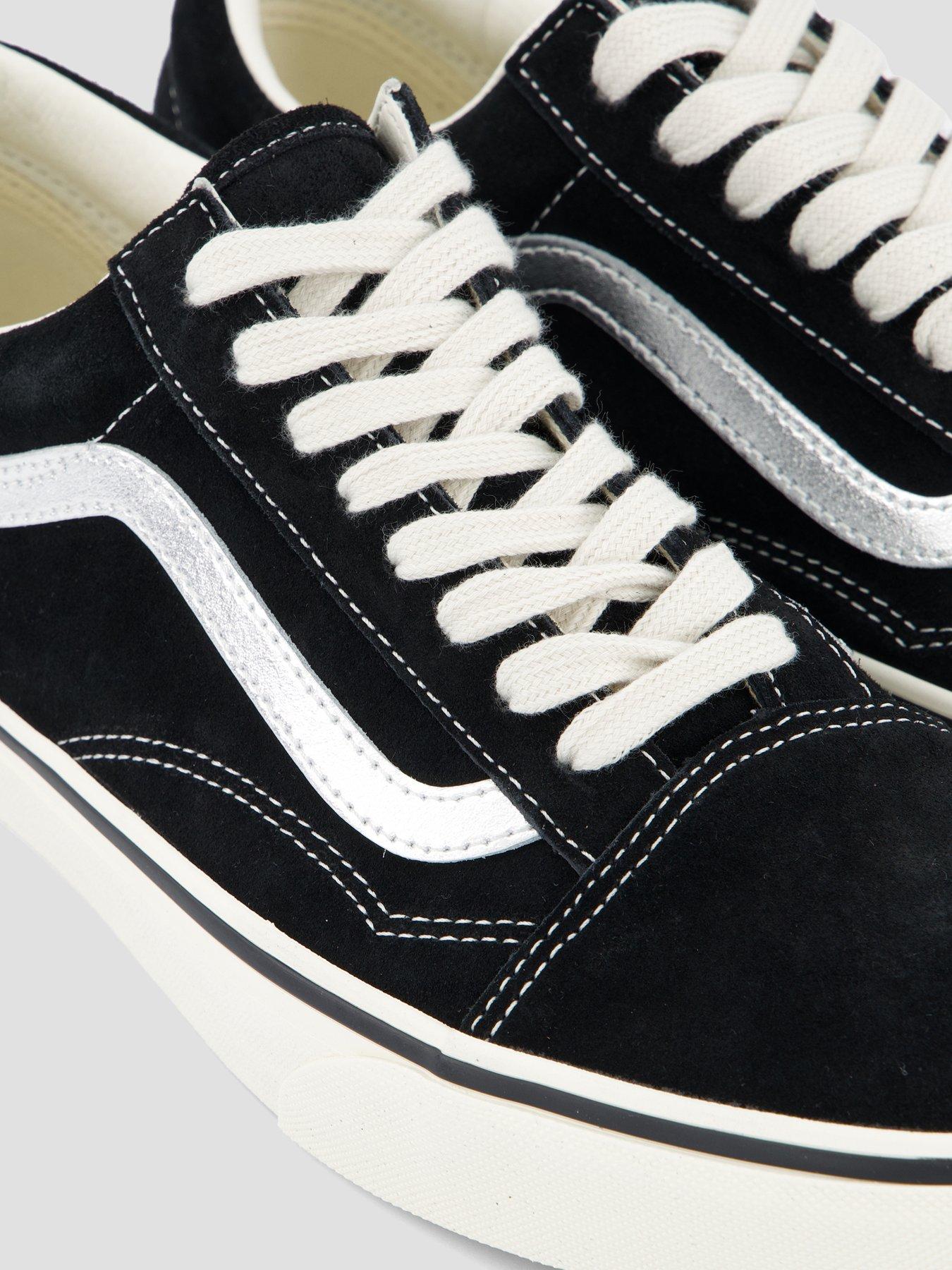 Image 5 of 7 of Vans Unisex Old Skool - Black