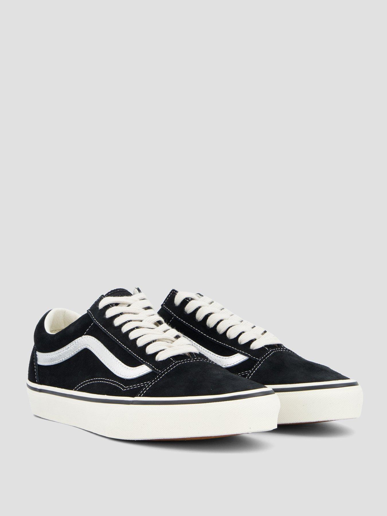 Image 6 of 7 of Vans Unisex Old Skool - Black