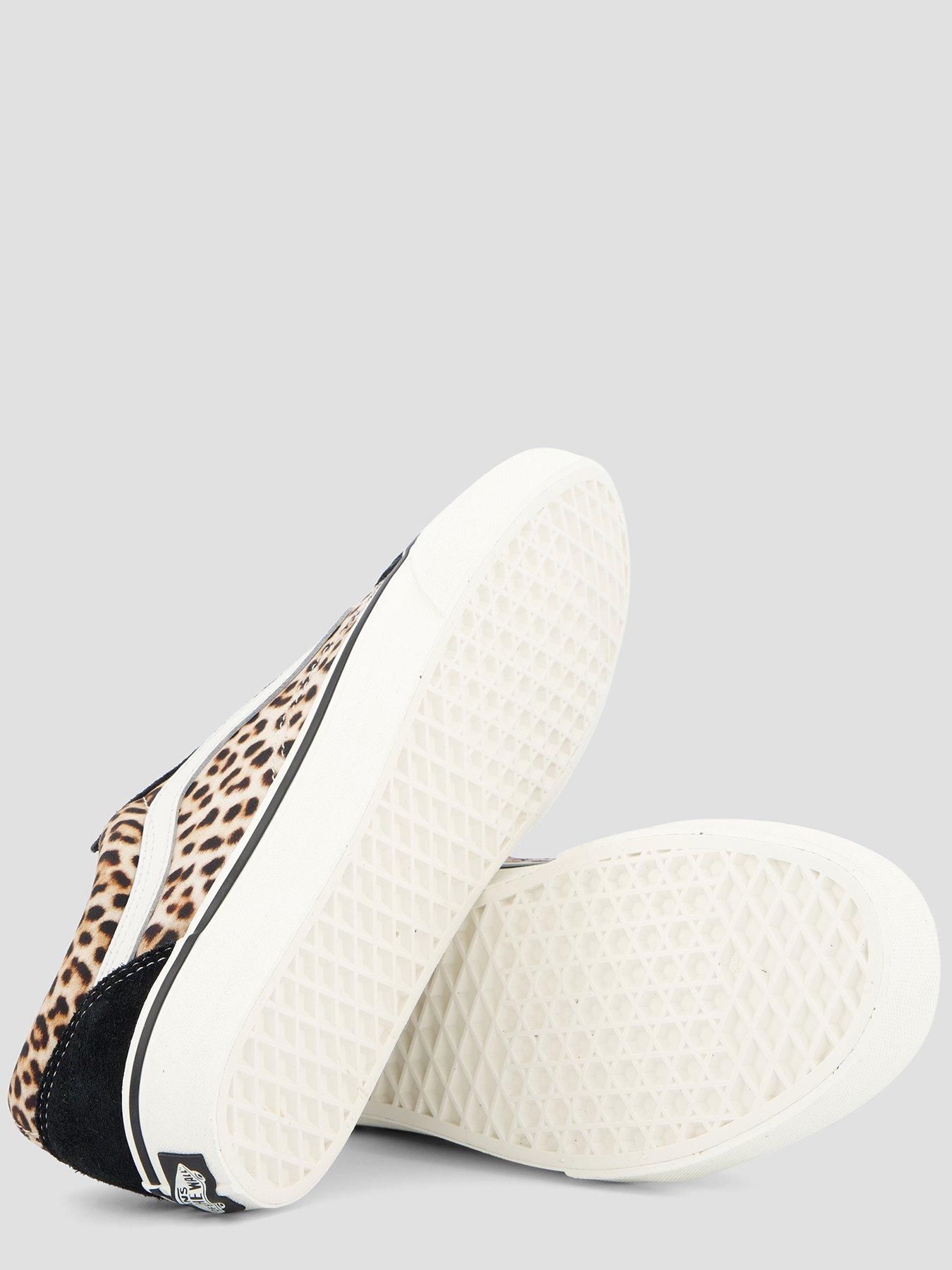 Image 4 of 7 of Vans Unisex Old Skool - Black/Leopard