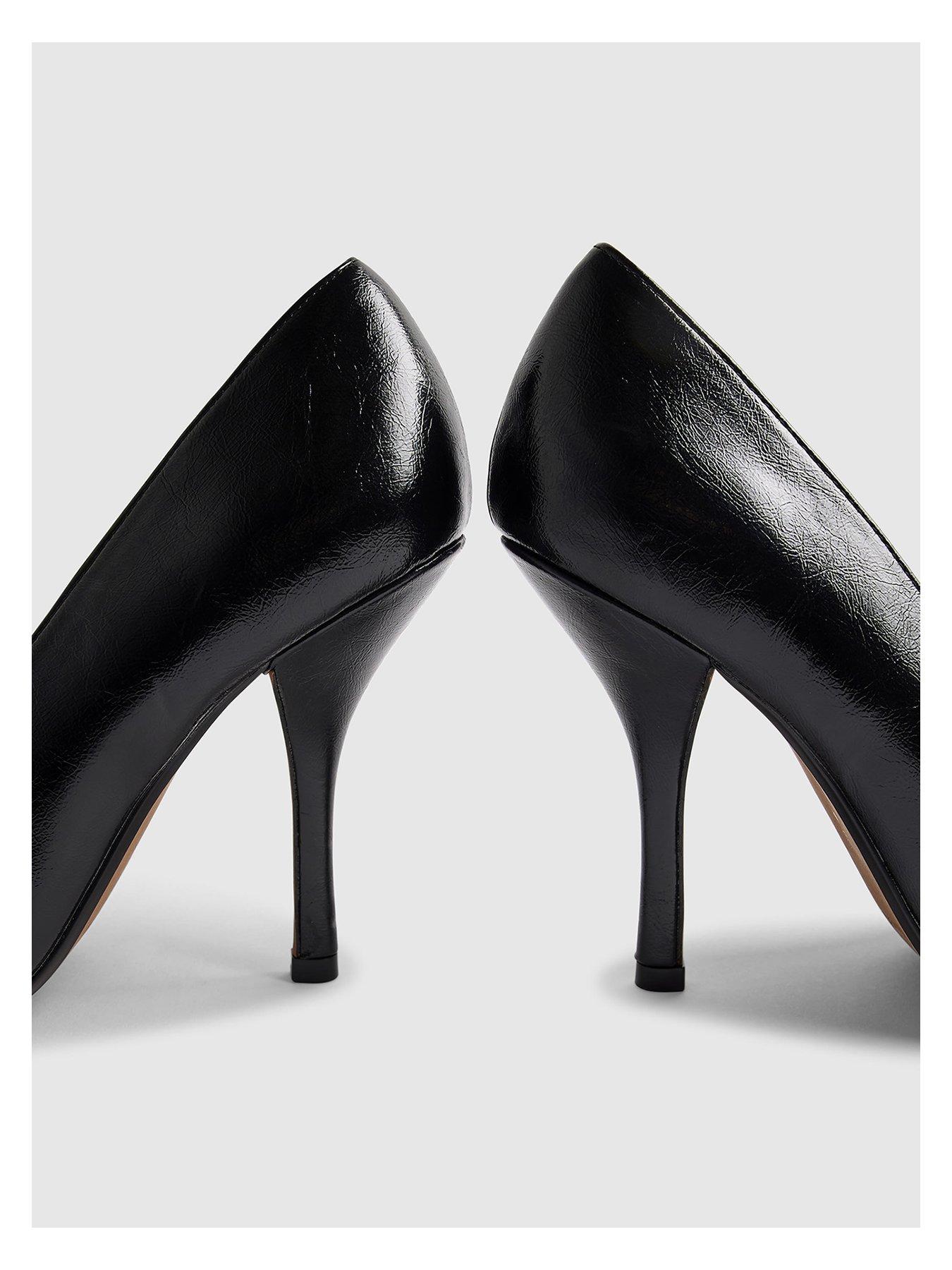 Image 5 of 5 of River Island Long Chisel Toe Court Heels - Black