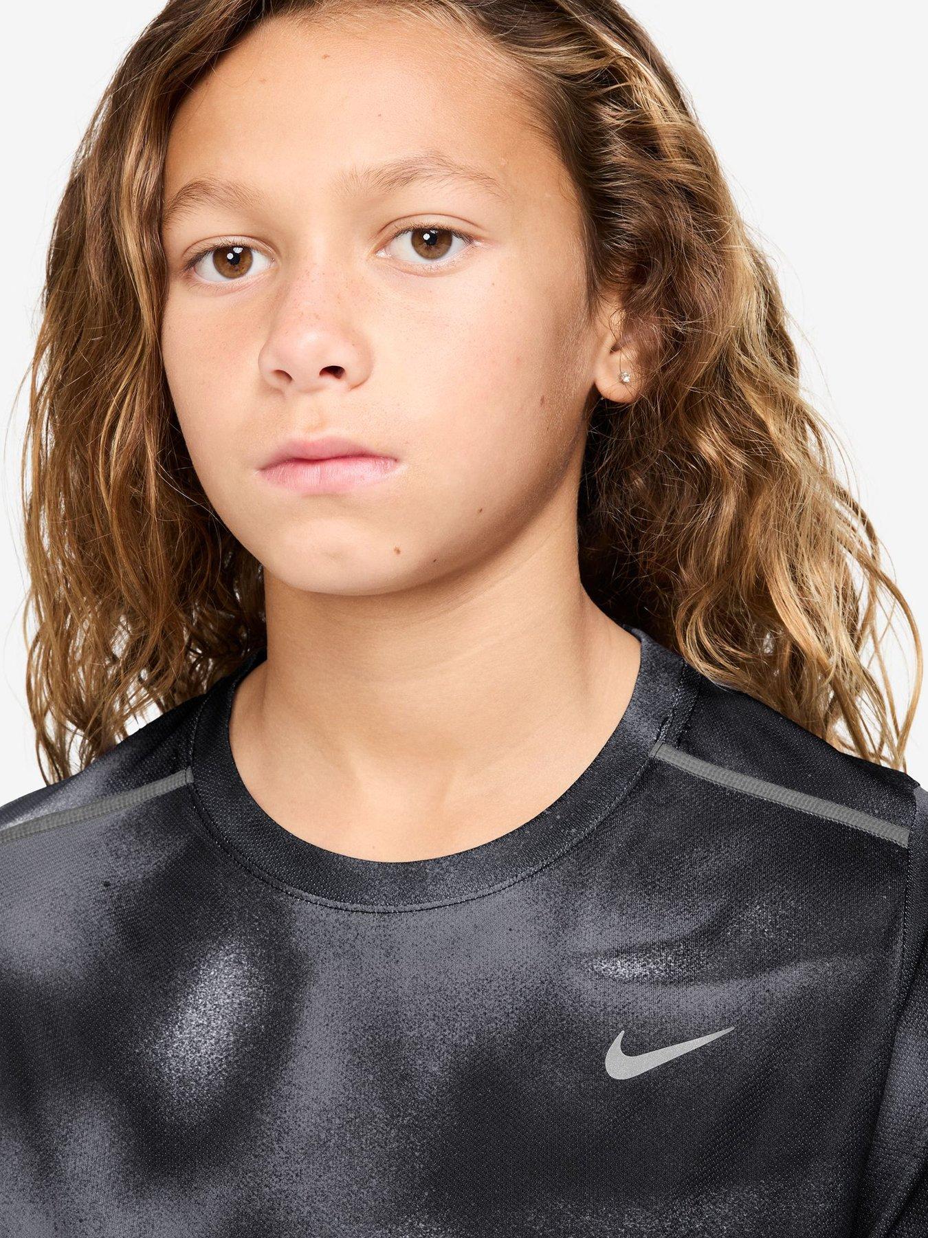 Image 3 of 3 of Nike Junior Boys Miler Dri-FIT Short-Sleeve Printed T-Shirt - Black