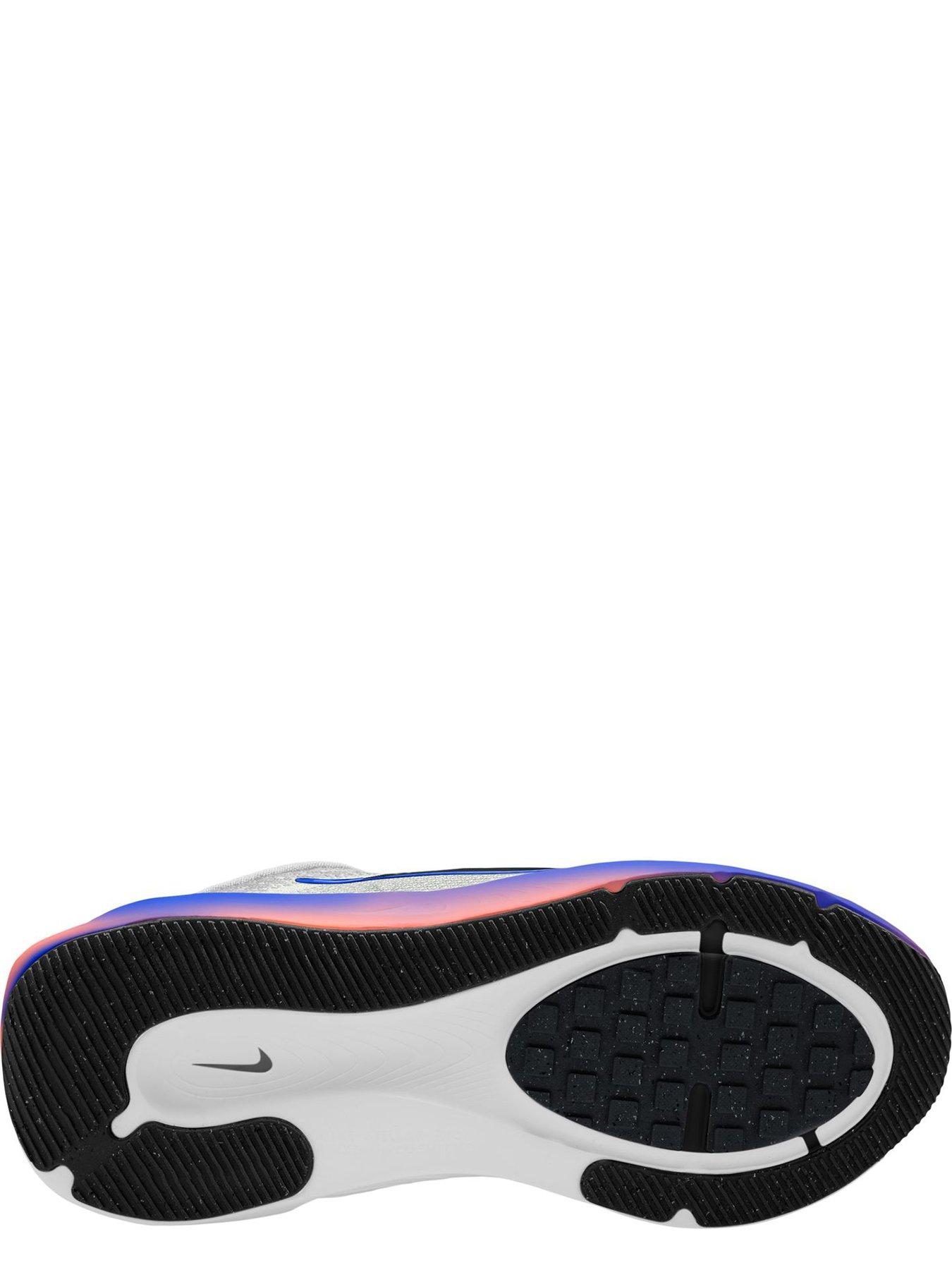 Image 3 of 4 of Nike Junior Running Stellar Ride Trainers - White