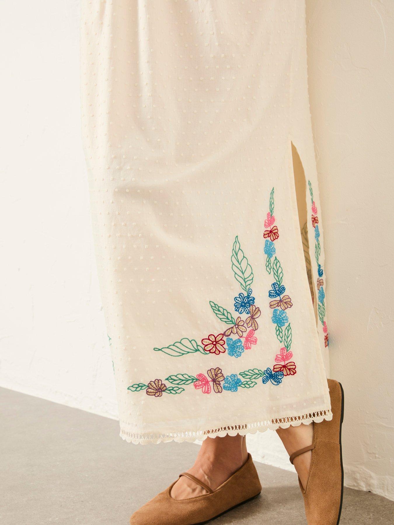 Image 5 of 7 of FatFace Lea Ivory Regular Embroidered Midi Dress