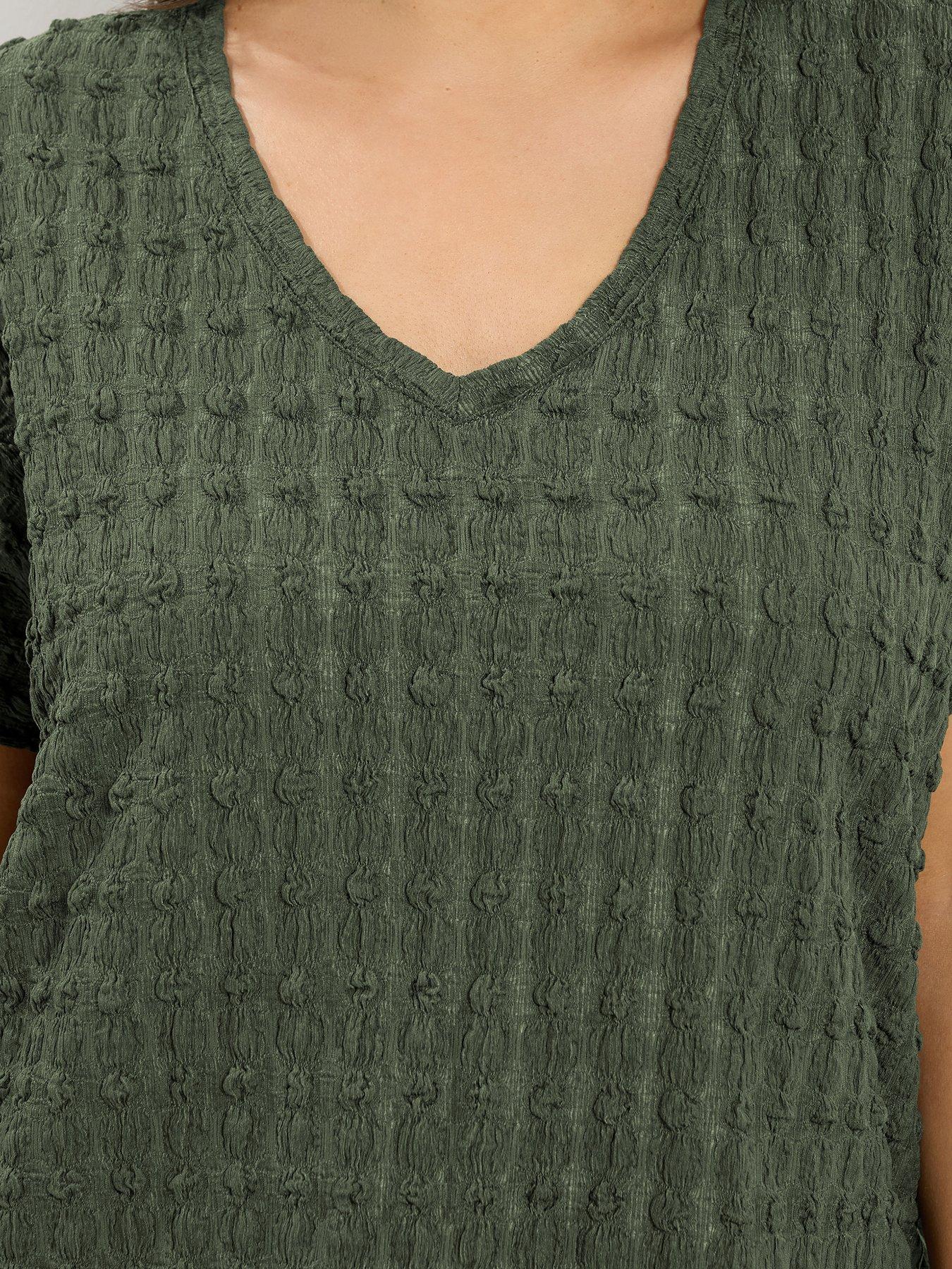 Image 4 of 5 of Yours Curve Bubble Grown On T-Shirt