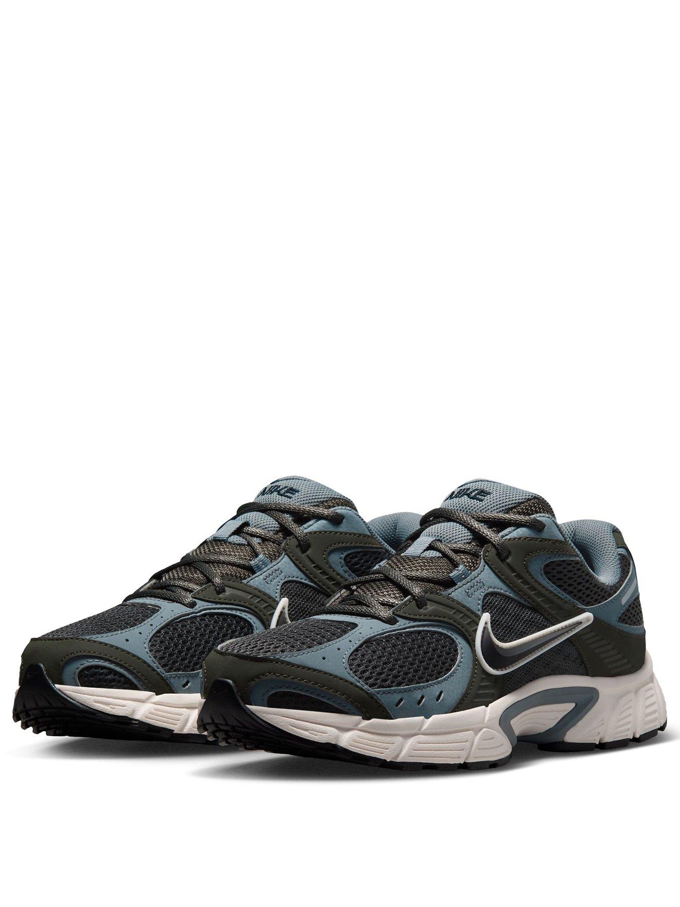 Image 2 of 7 of Nike Mens V5 RNR Trainers - Multi