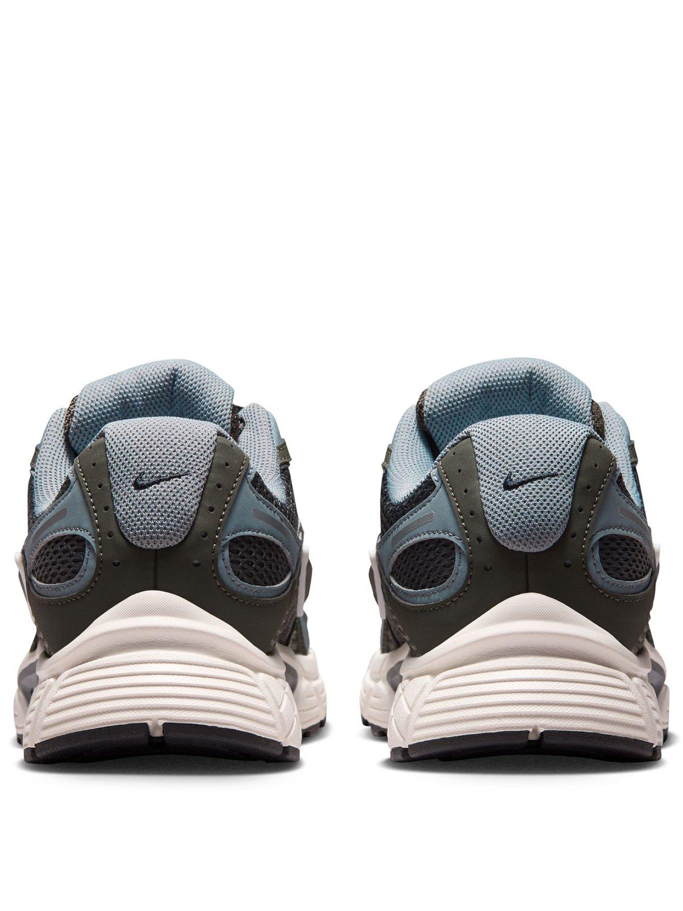 Image 3 of 7 of Nike Mens V5 RNR Trainers - Multi