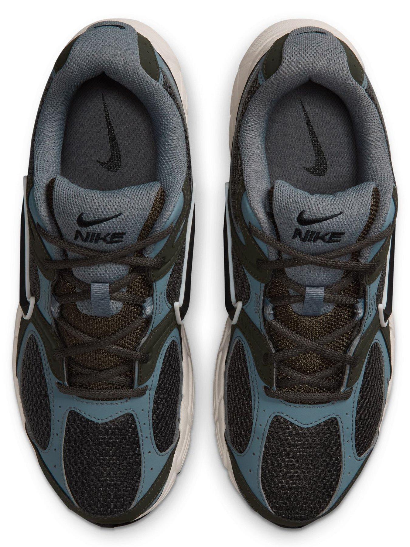 Image 4 of 7 of Nike Mens V5 RNR Trainers - Multi