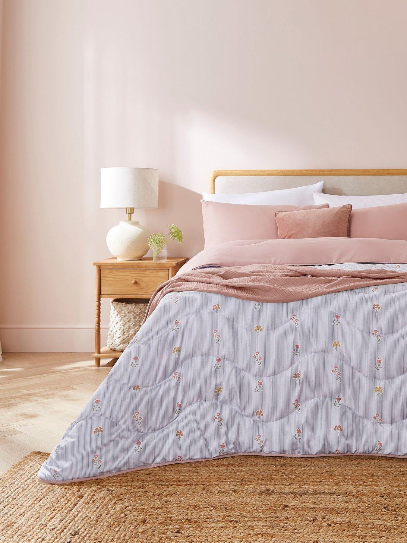 Night Lark Seasonal Vintage Stripes Coverless Duvet set 6 Tog includes Pillowcases