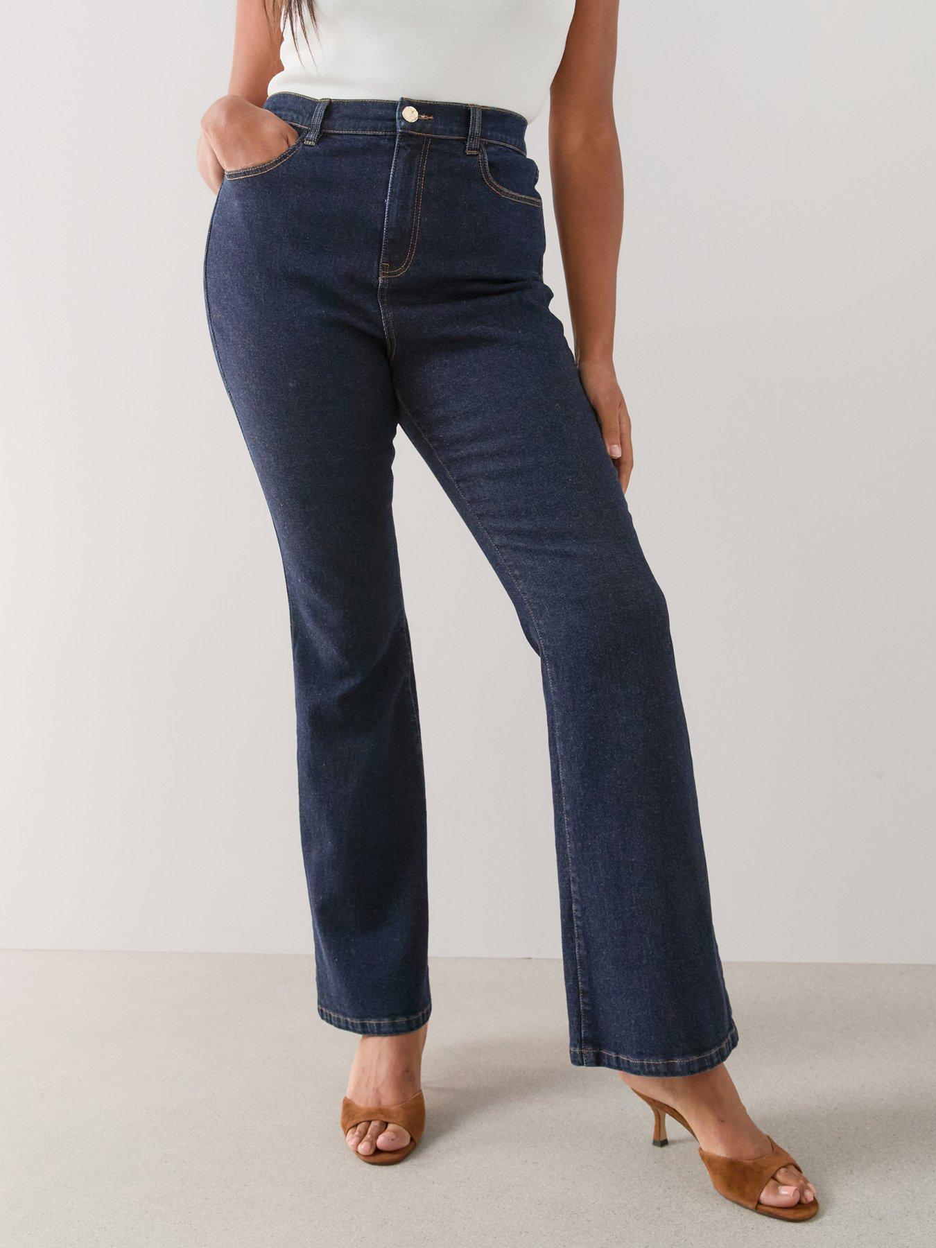 Image 4 of 6 of The Very Collection Curve Kickflare Jeans Co-ord - Indigo Denim