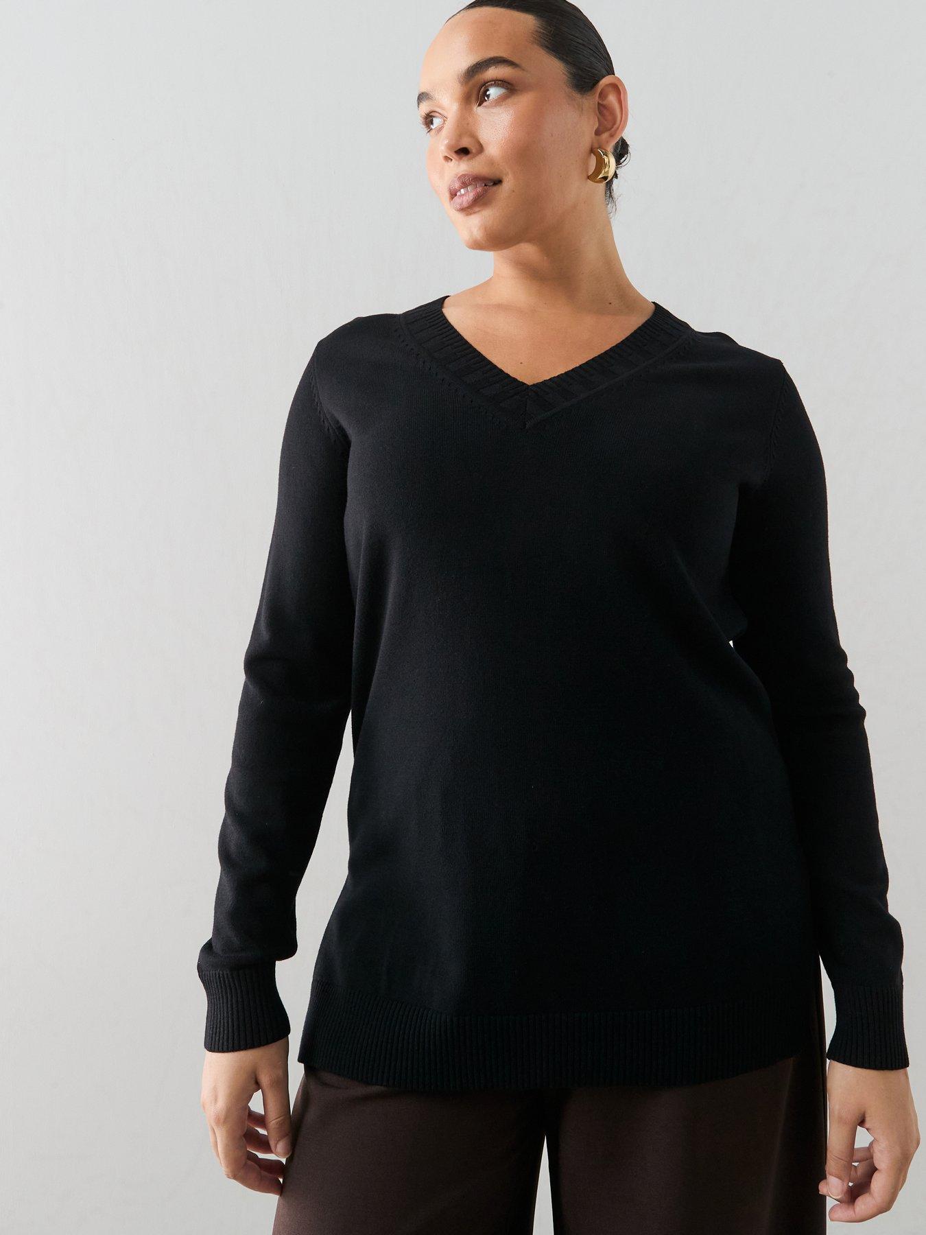 Image 6 of 6 of The Very Collection Curve Classic Comfort V Neck Longline Jumper