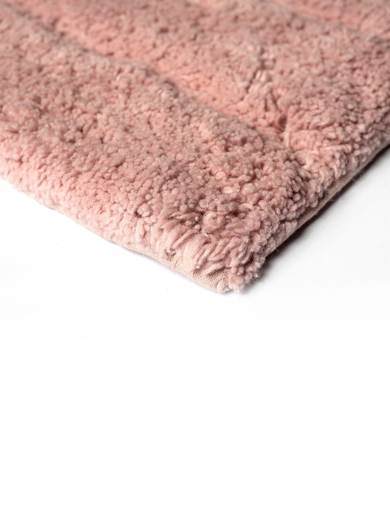 Image 5 of 5 of Croydex Pink Arch Bath Mat