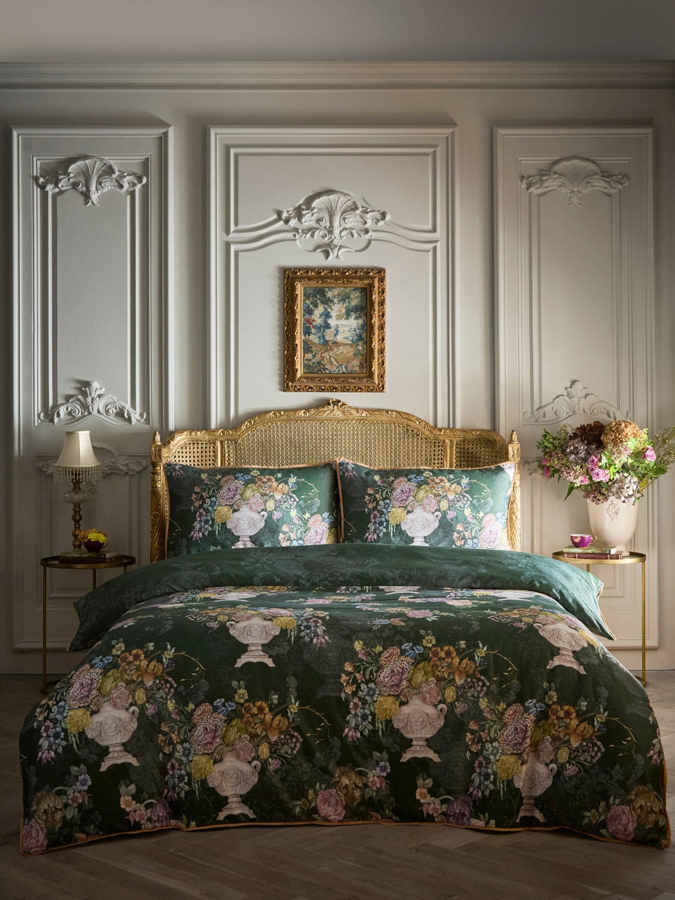 Laurence Llewelyn-Bowen: Tuscan Holiday Duvet Cover Set in Green