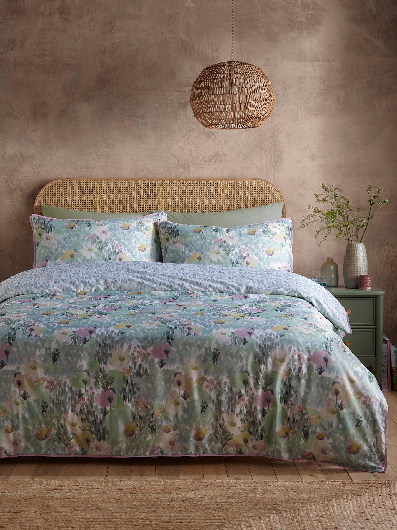 Appletree Abstract Floral Duvet Cover Set In Green