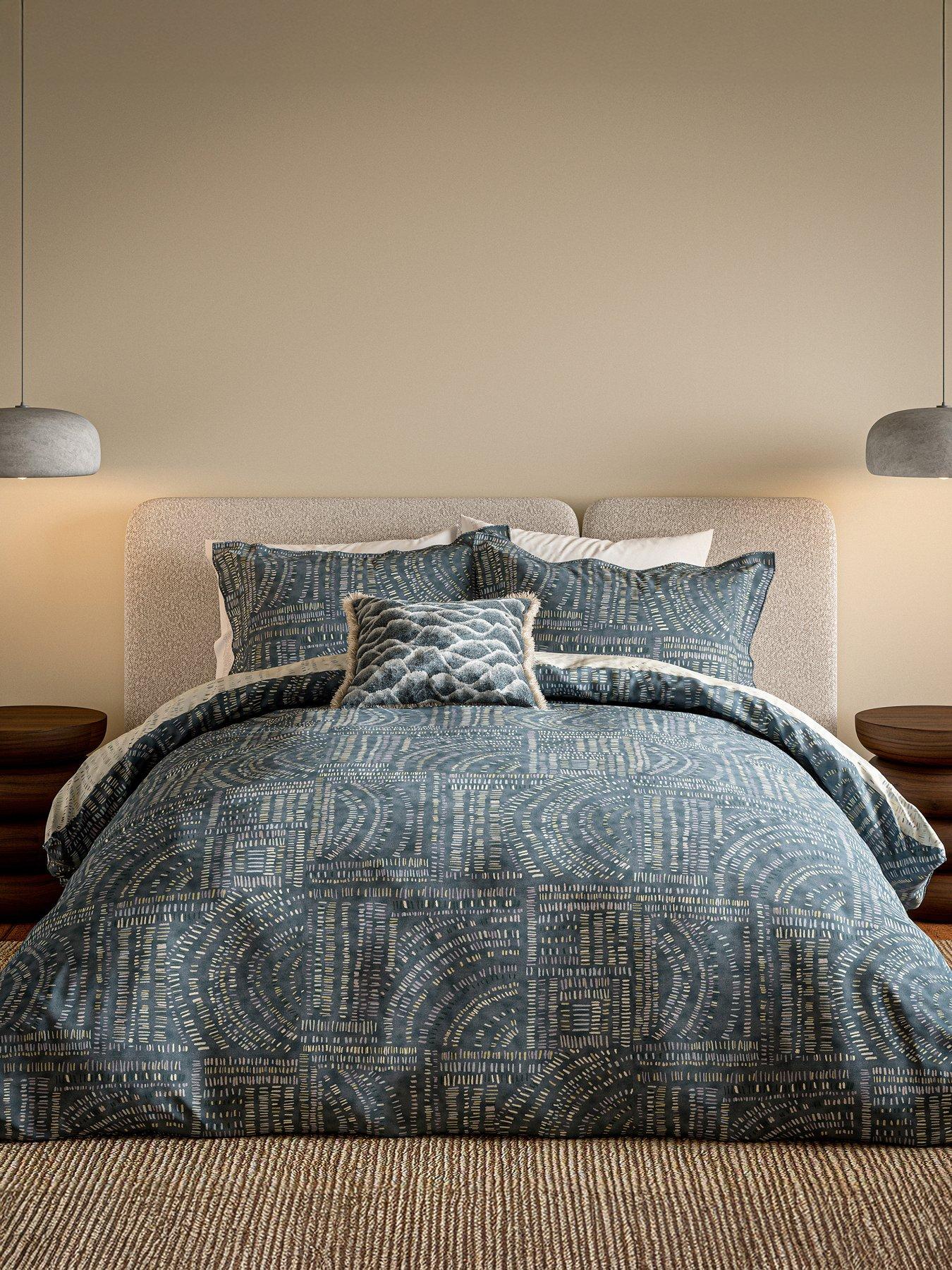Image 4 of 4 of Harlequin Zuni Cushion 45X45 (Cm) Sapphire