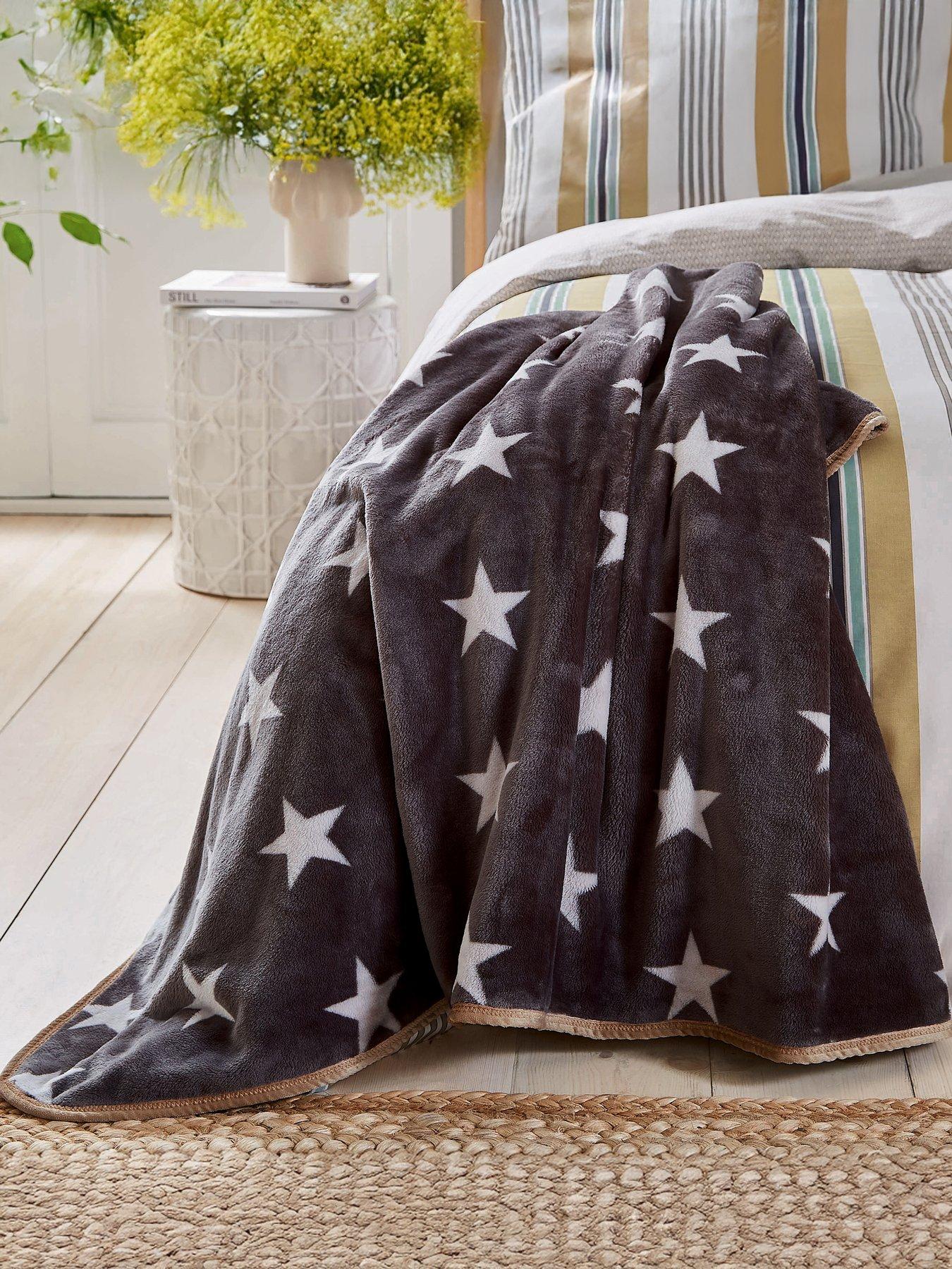 Helena Springfield Star Fleece Throw Charcoal  &  Linen
